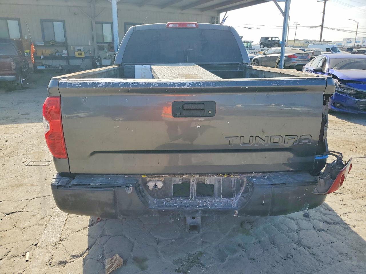 2015 Toyota Tundra Sr Gray vin: 5TFRM5F16FX082809