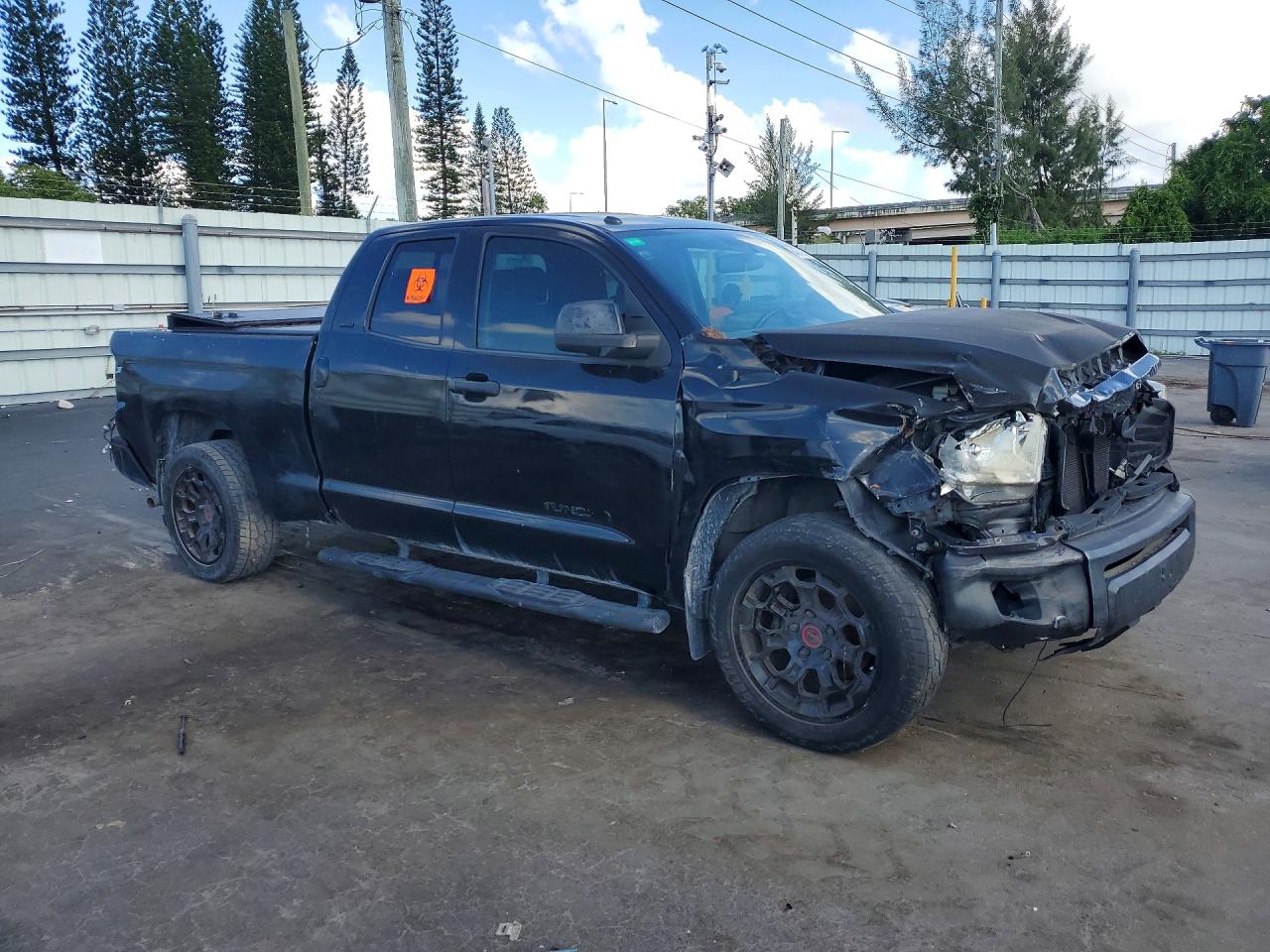2015 Toyota Tundra Sr5 Black vin: 5TFRM5F16FX085676
