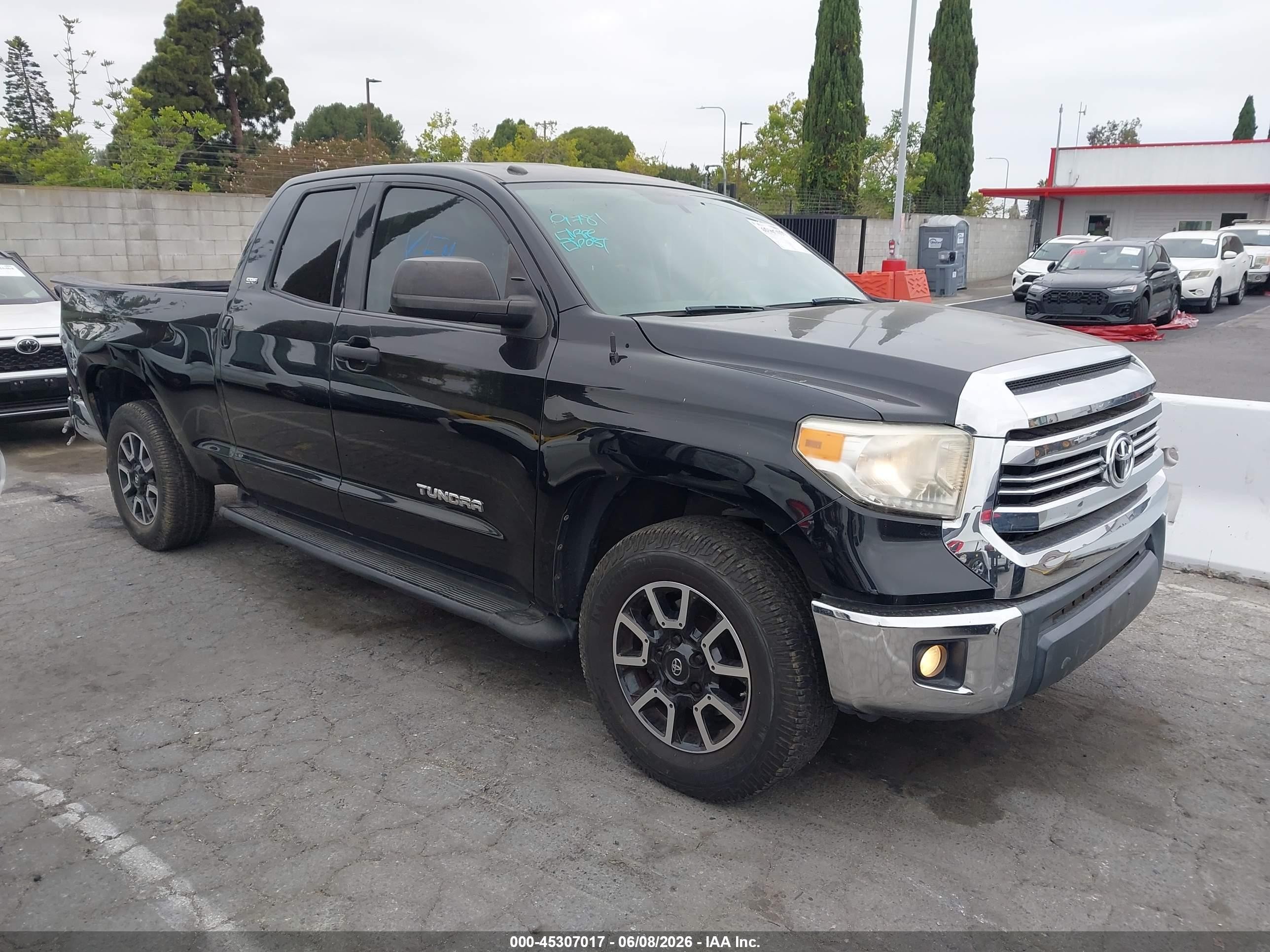 2015 Toyota Tundra Sr5 4.6l V8 Black vin: 5TFRM5F16FX092661
