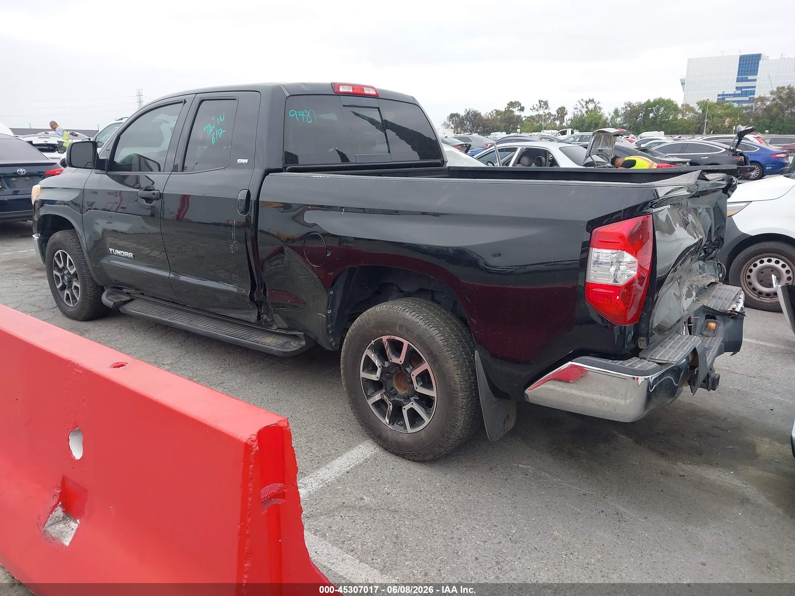 2015 Toyota Tundra Sr5 4.6l V8 Black vin: 5TFRM5F16FX092661