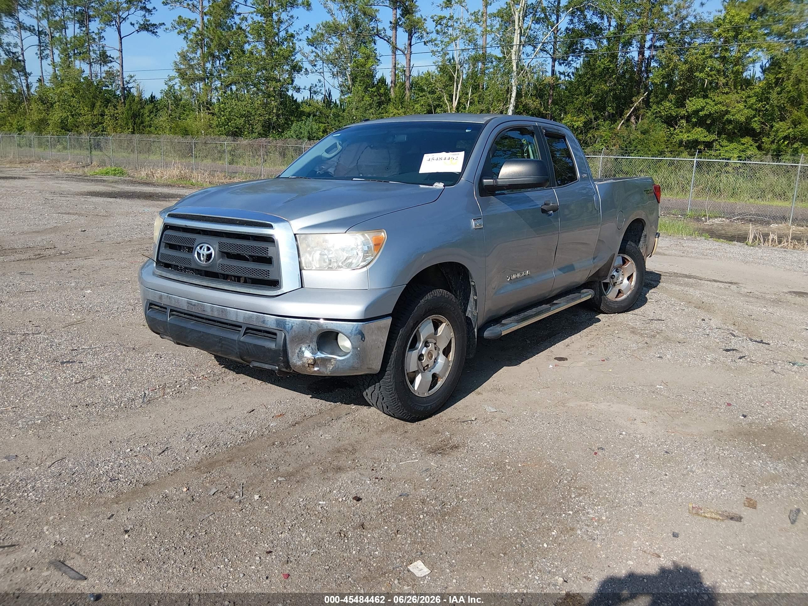 2010 Toyota Tundra Grade 4.6l V8 Silver vin: 5TFRM5F17AX006069