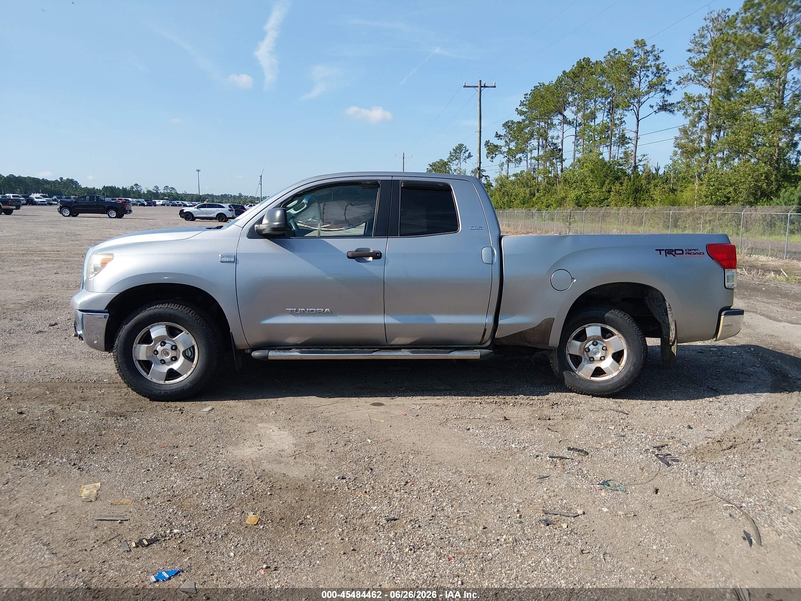 2010 Toyota Tundra Grade 4.6l V8 Silver vin: 5TFRM5F17AX006069