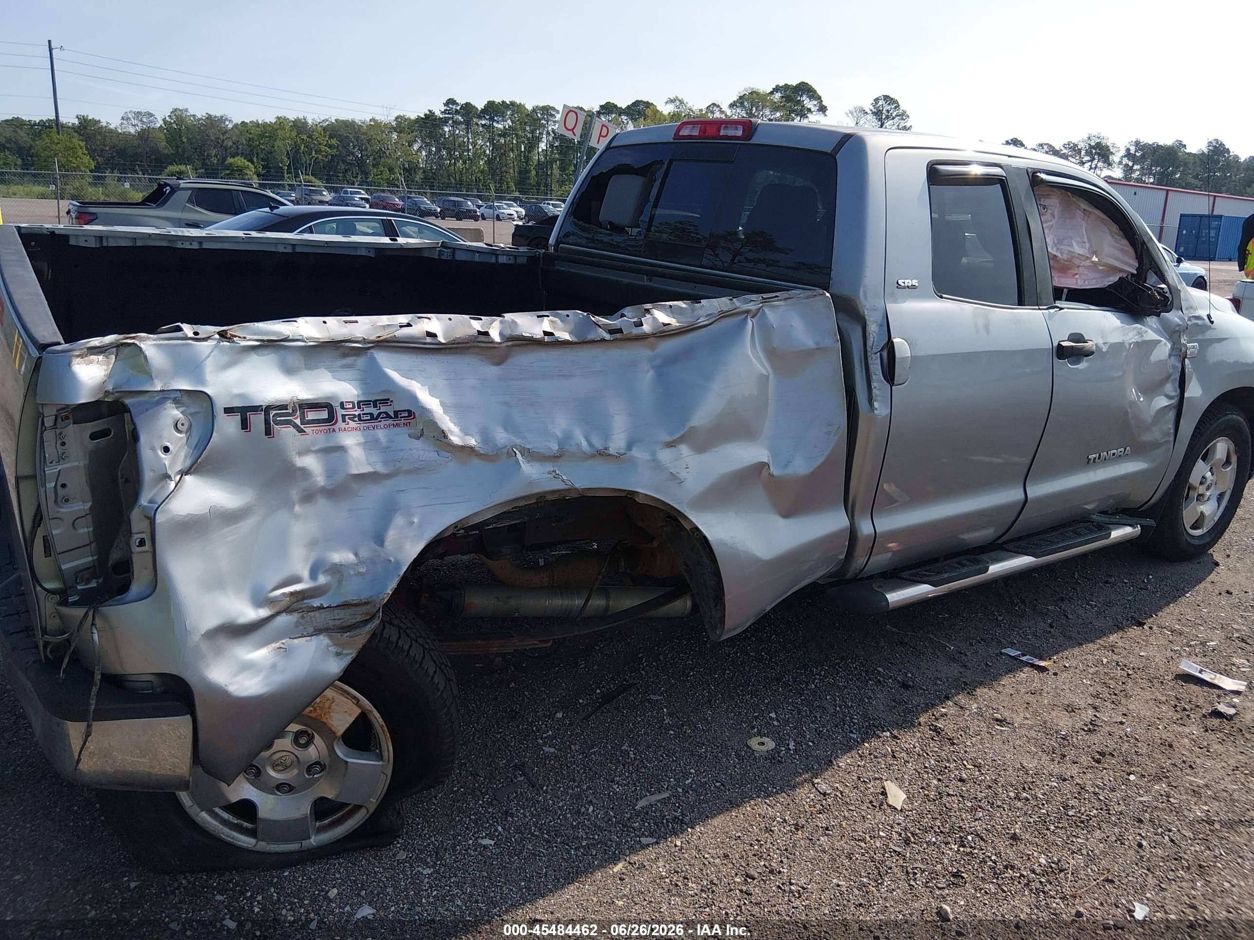 2010 Toyota Tundra Grade 4.6l V8 Silver vin: 5TFRM5F17AX006069