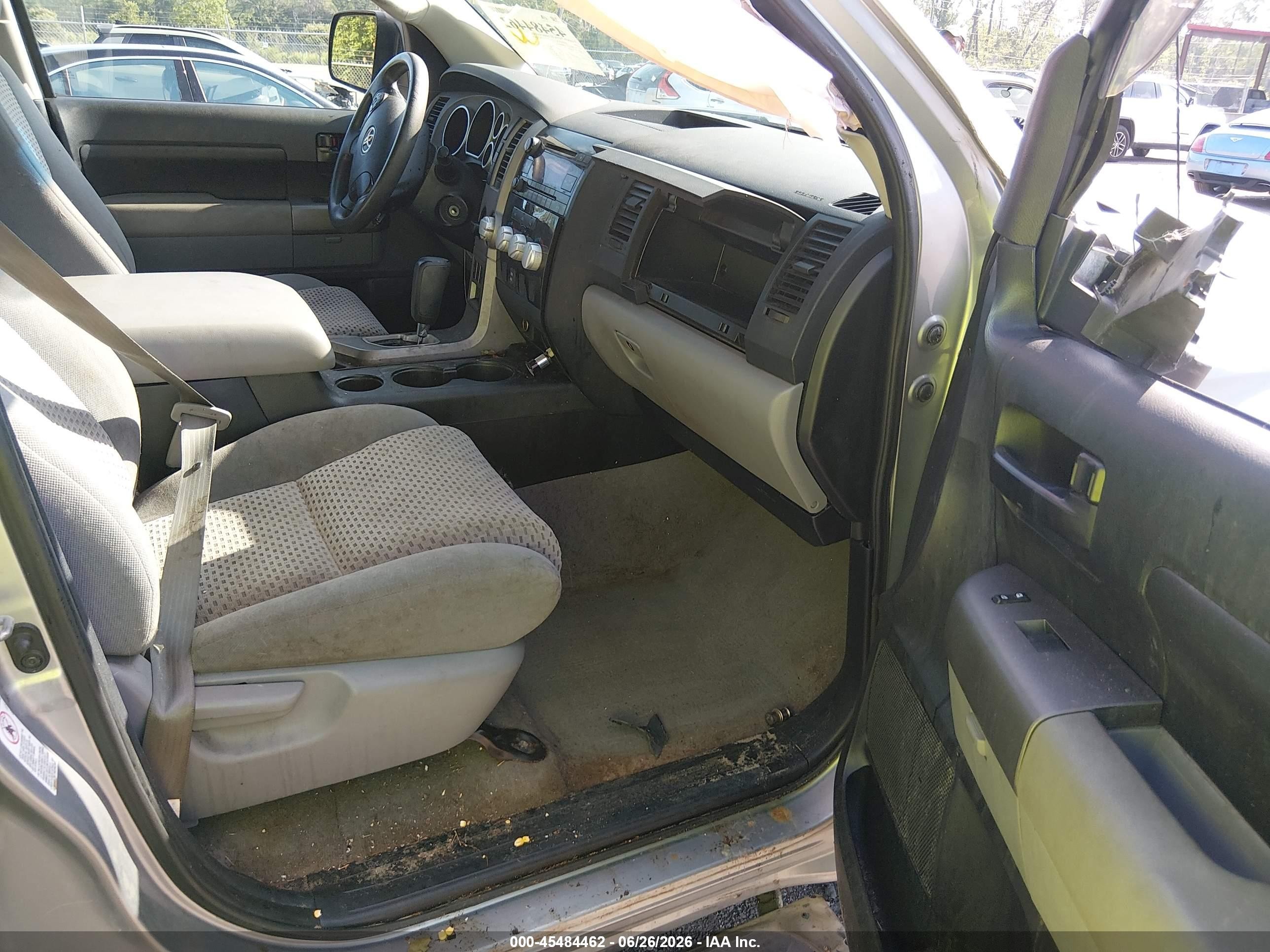2010 Toyota Tundra Grade 4.6l V8 Silver vin: 5TFRM5F17AX006069