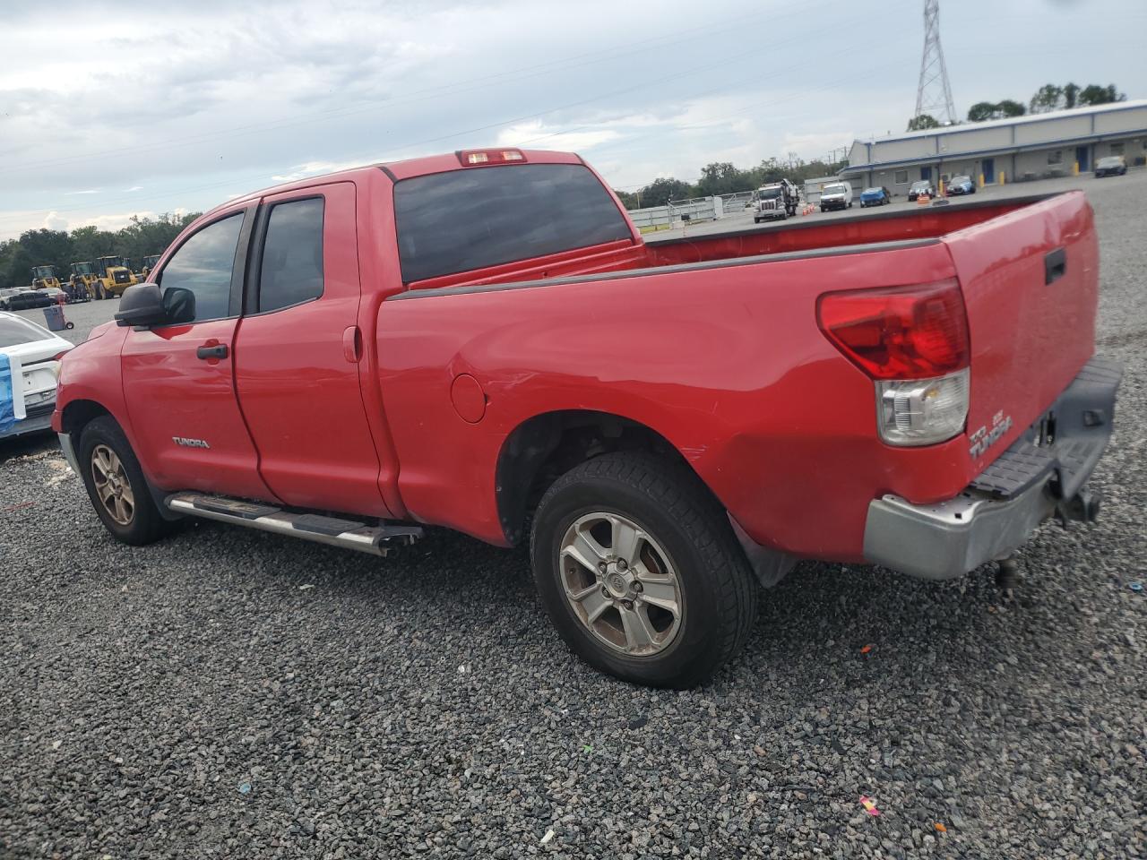 2010 Toyota Tundra Double Cab Sr5 Red vin: 5TFRM5F17AX010803