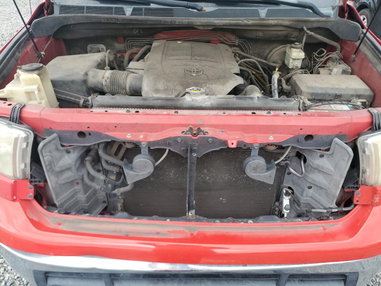 2010 Toyota Tundra Double Cab Sr5 Red vin: 5TFRM5F17AX010803