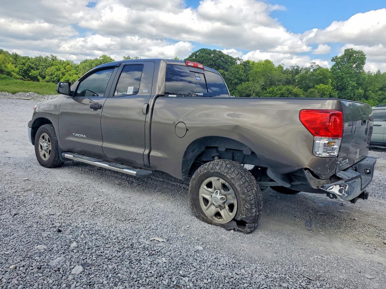 2010 Toyota Tundra Double Cab Sr5 Коричневый vin: 5TFRM5F17AX014866