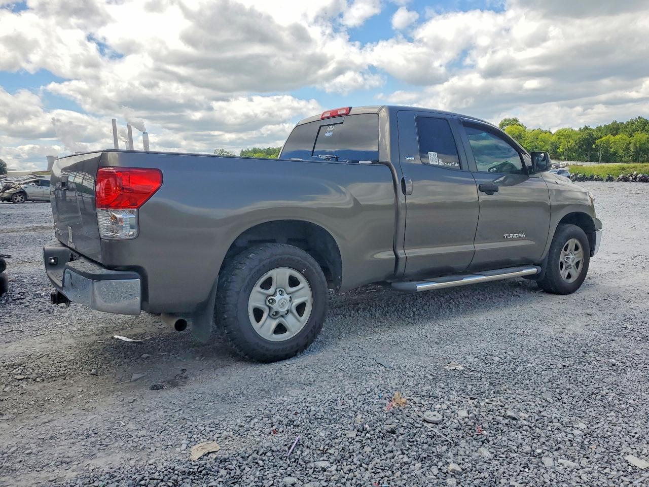 2010 Toyota Tundra Double Cab Sr5 Коричневый vin: 5TFRM5F17AX014866