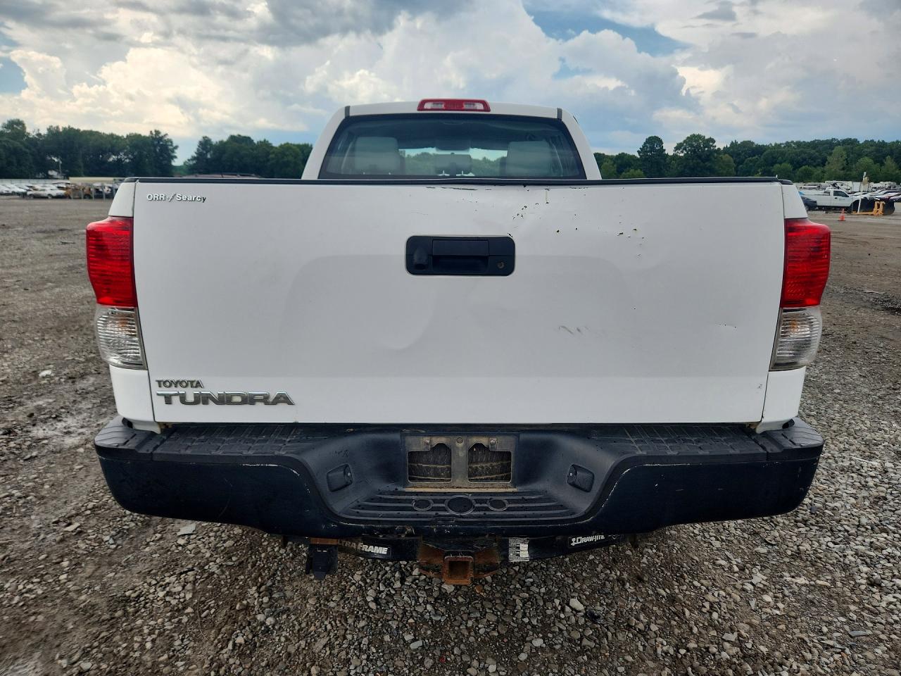 2010 Toyota Tundra Double Cab Sr5 White vin: 5TFRM5F17AX016939