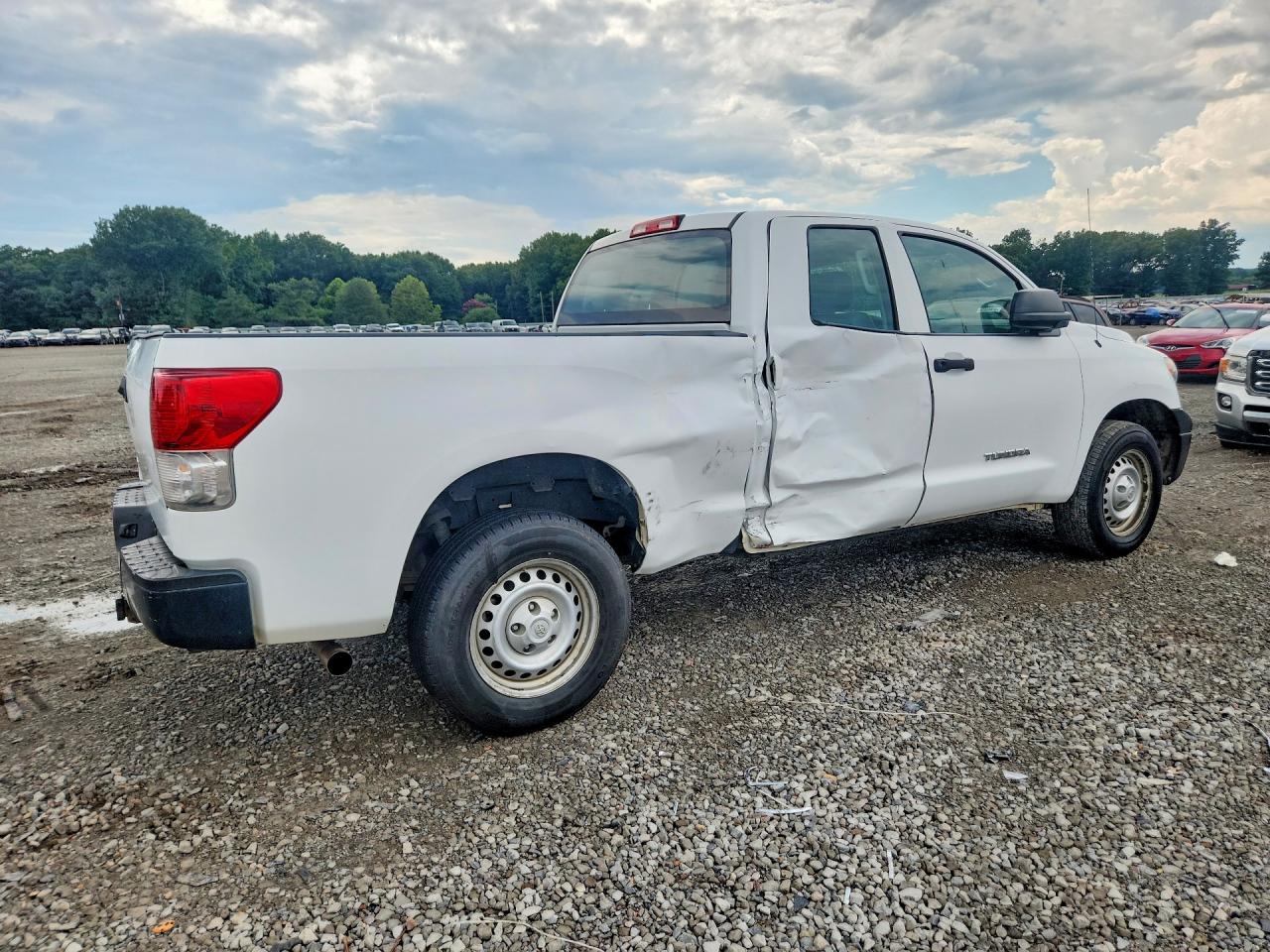 2010 Toyota Tundra Double Cab Sr5 White vin: 5TFRM5F17AX016939