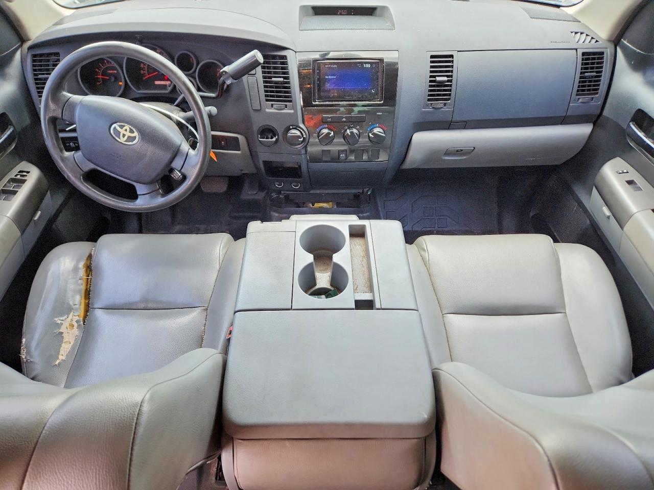 2011 Toyota Tundra Double Cab Sr5 Серый vin: 5TFRM5F17BX022564