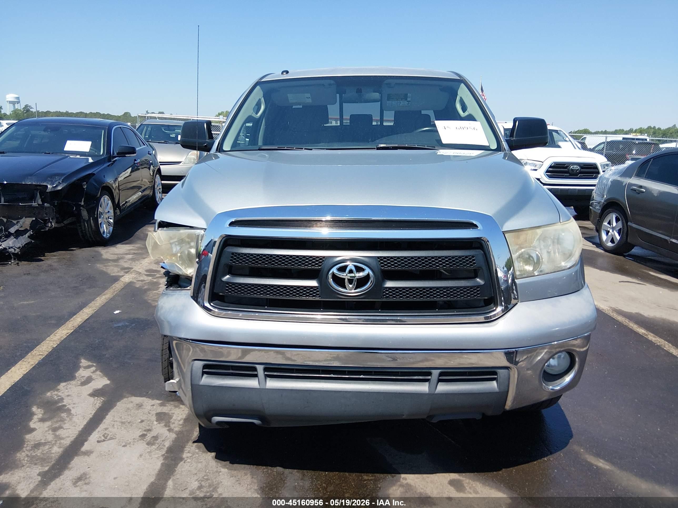 2011 Toyota Tundra Grade 4.6l V8 Silver vin: 5TFRM5F17BX034424