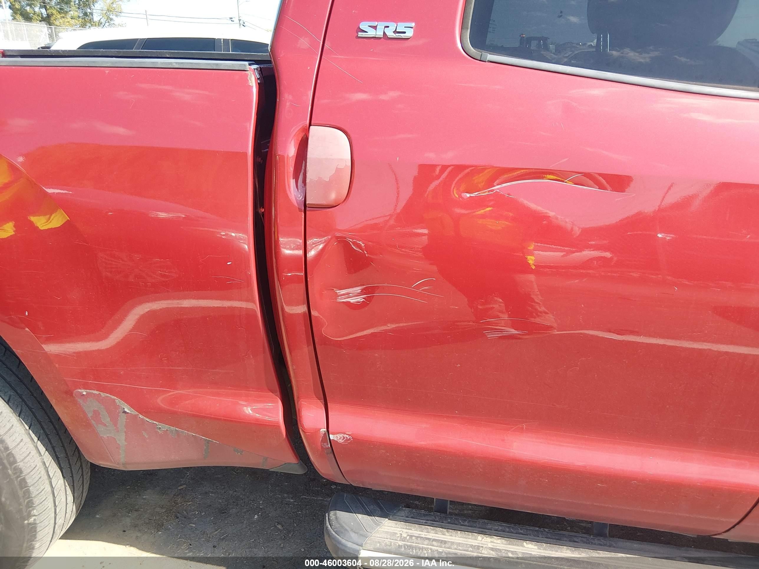 2012 Toyota Tundra Grade 4.6l V8 Red vin: 5TFRM5F17CX038359