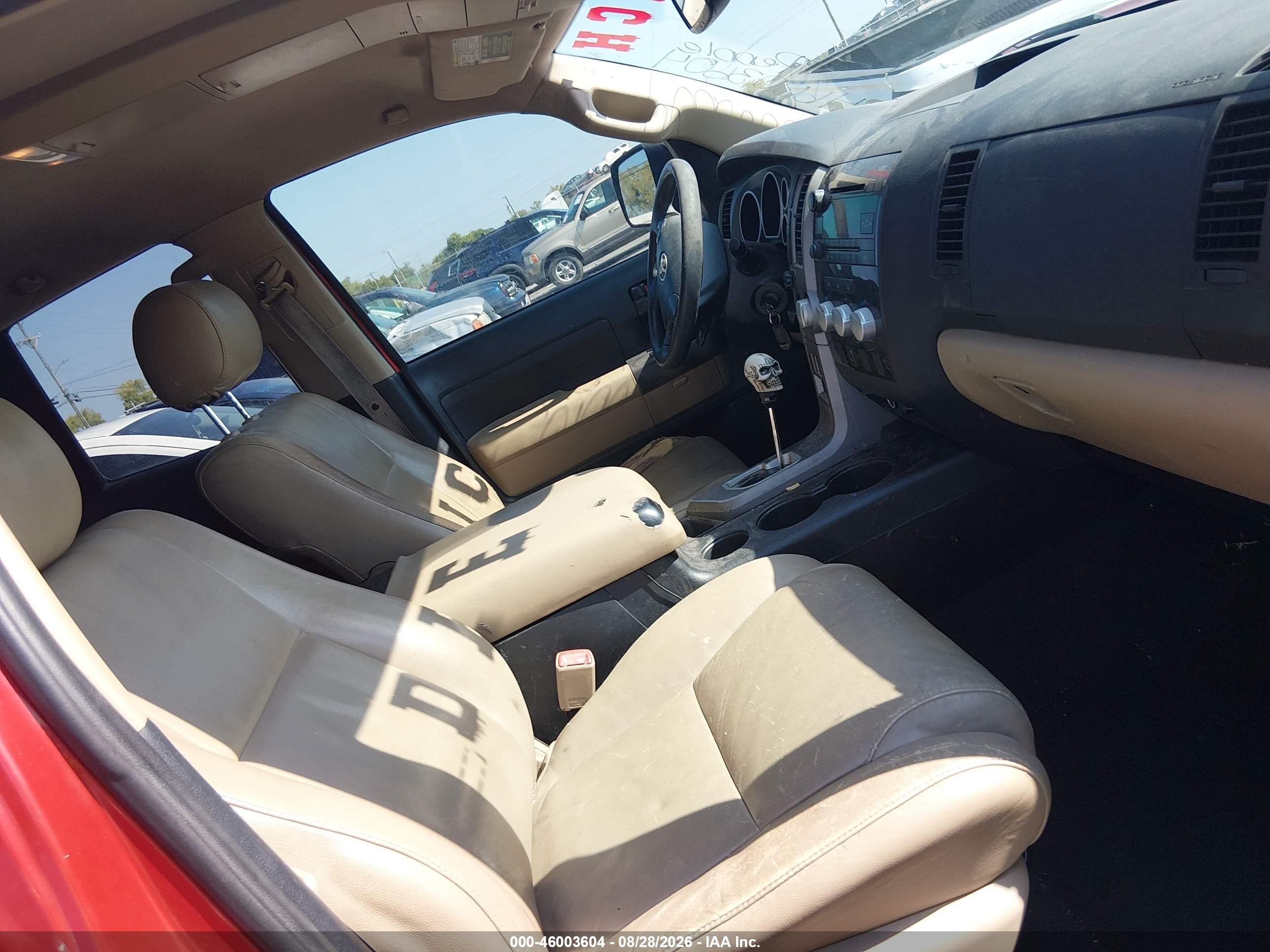 2012 Toyota Tundra Grade 4.6l V8 Red vin: 5TFRM5F17CX038359