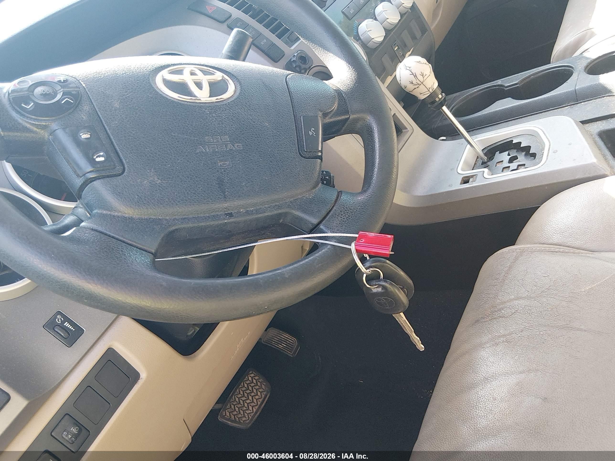 2012 Toyota Tundra Grade 4.6l V8 Red vin: 5TFRM5F17CX038359