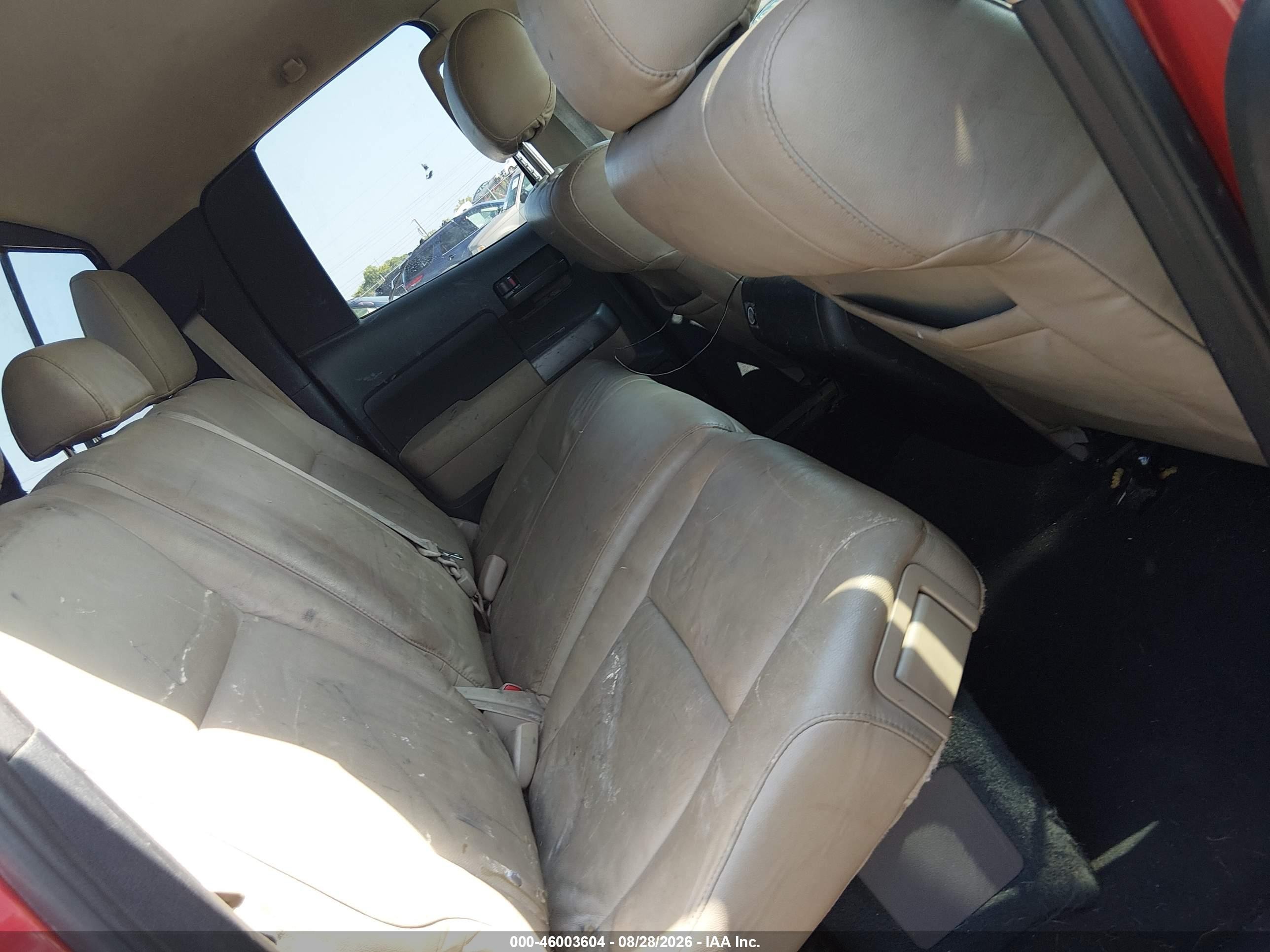 2012 Toyota Tundra Grade 4.6l V8 Red vin: 5TFRM5F17CX038359