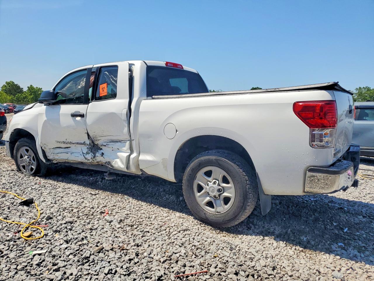 2012 Toyota Tundra Double Cab Sr5 White vin: 5TFRM5F17CX043917