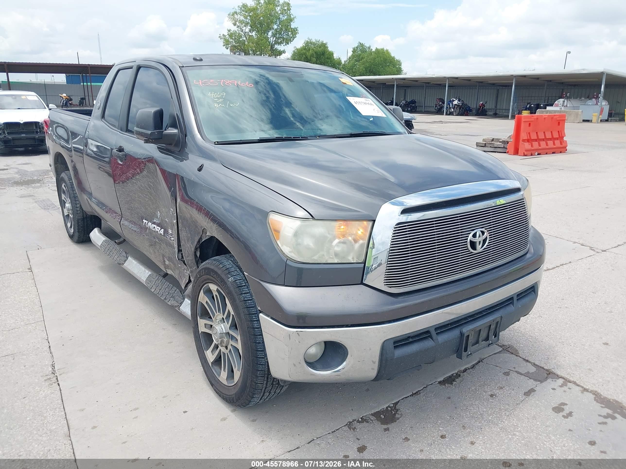 2013 Toyota Tundra Grade 4.6l V8 Gray vin: 5TFRM5F17DX052893