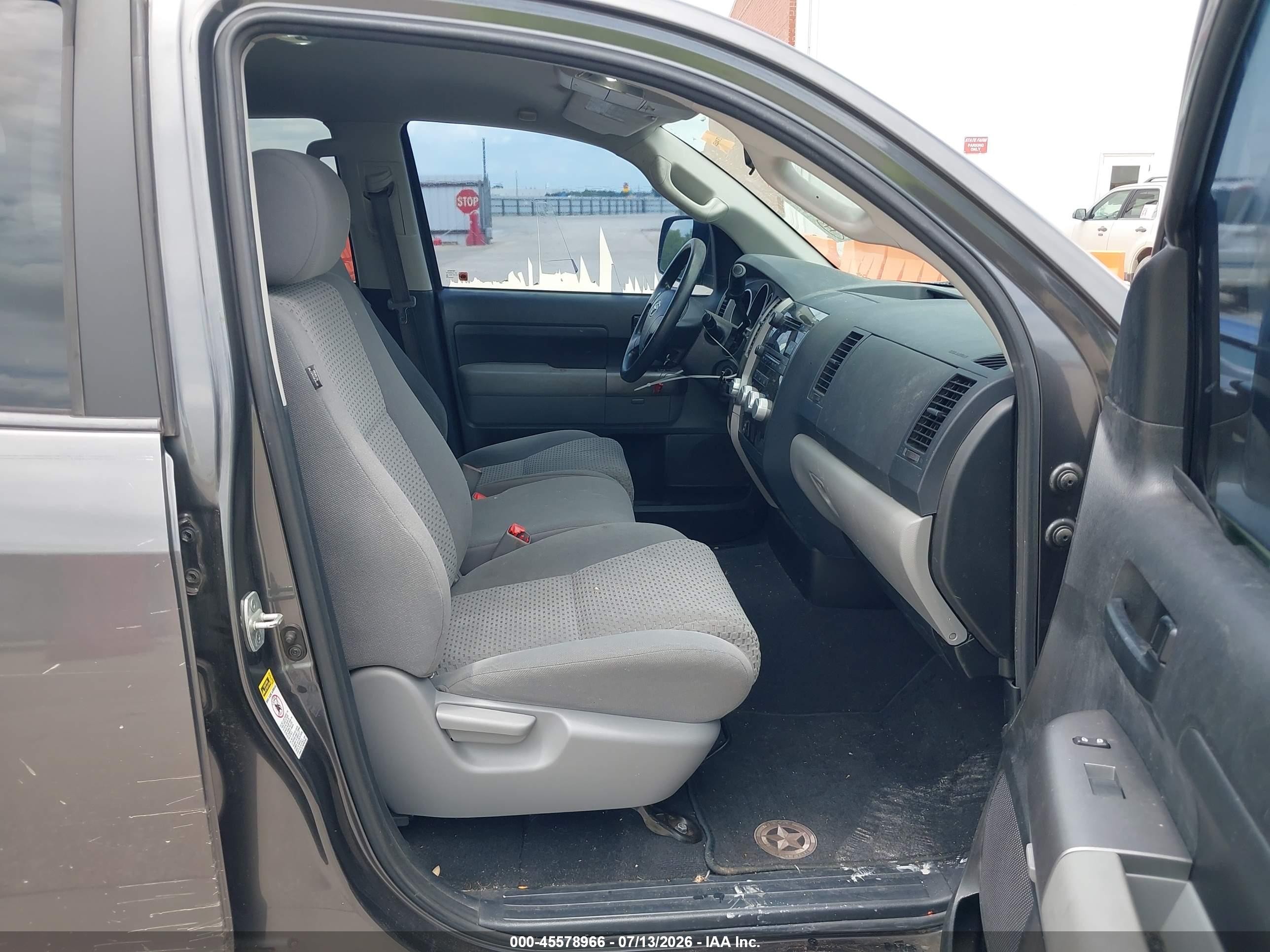 2013 Toyota Tundra Grade 4.6l V8 Gray vin: 5TFRM5F17DX052893