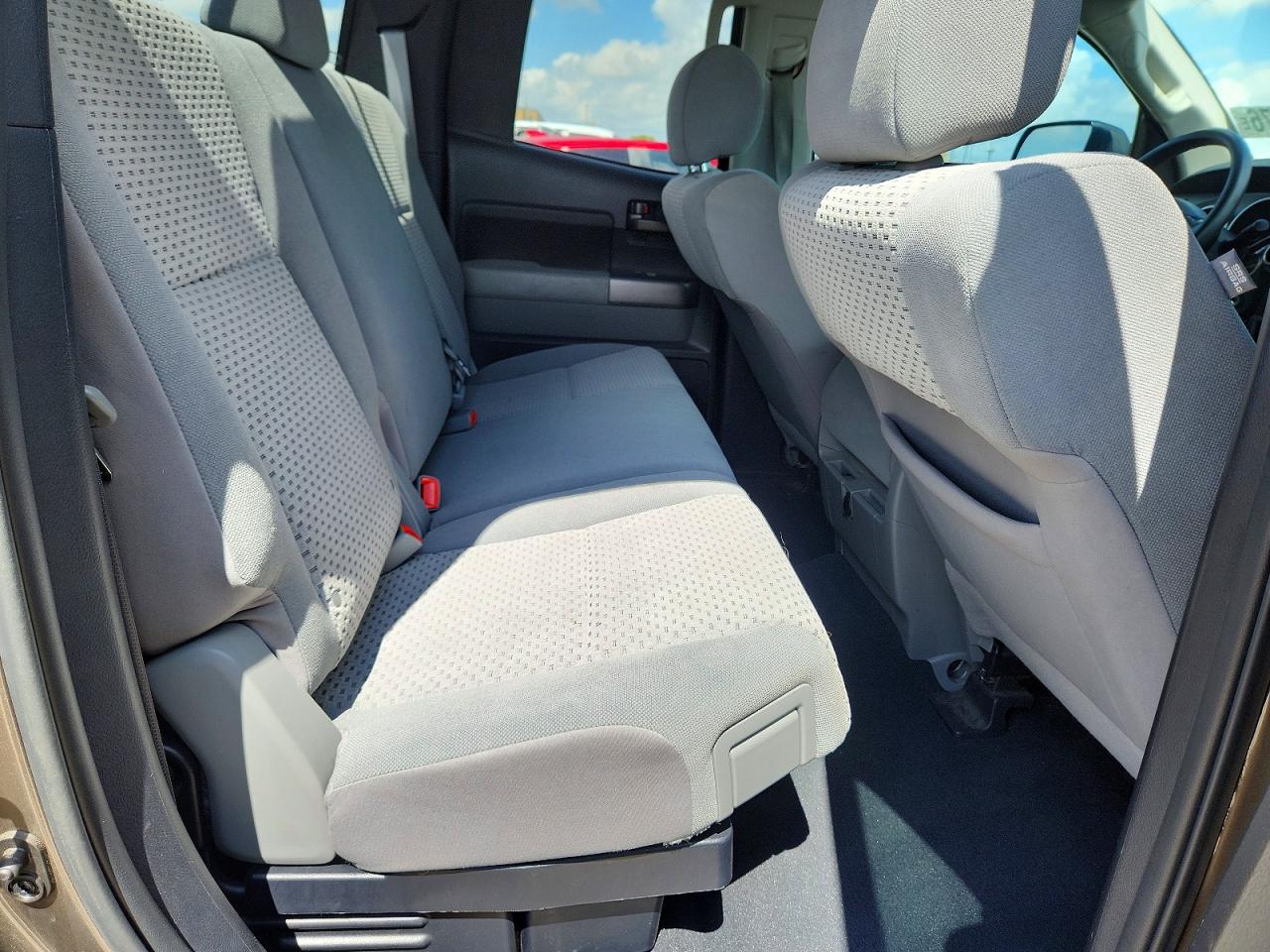 2013 Toyota Tundra Double Cab Sr5 Brown vin: 5TFRM5F17DX061724