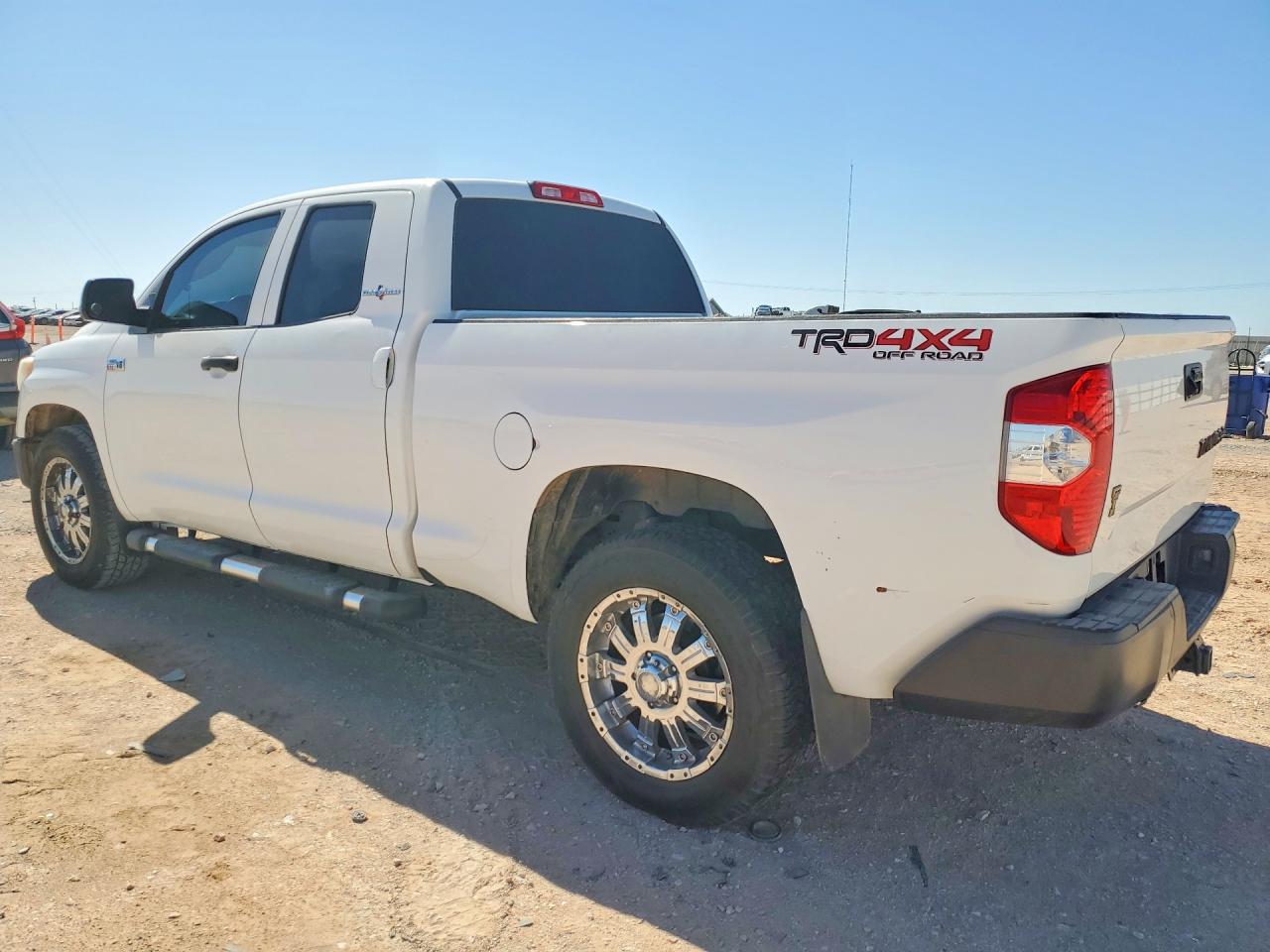 2015 Toyota Tundra Sr White vin: 5TFRM5F17FX090854