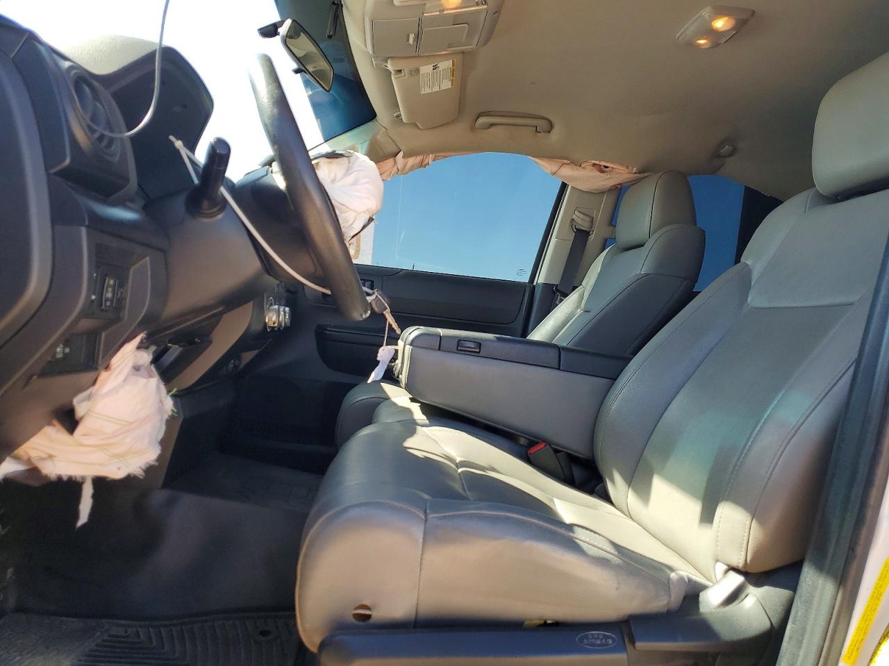 2015 Toyota Tundra Sr White vin: 5TFRM5F17FX090854