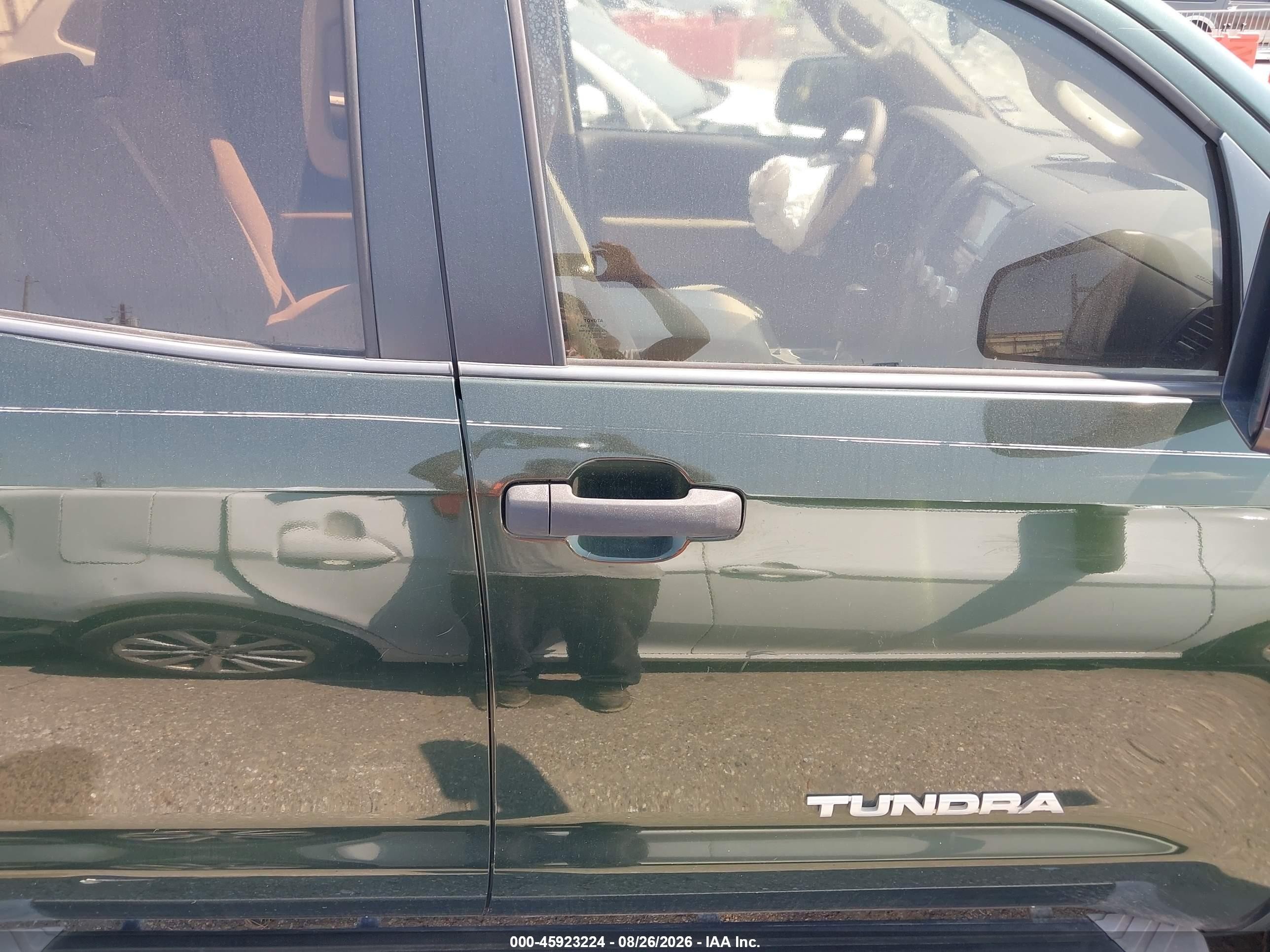 2010 Toyota Tundra Grade 4.6l V8 Green vin: 5TFRM5F18AX007277