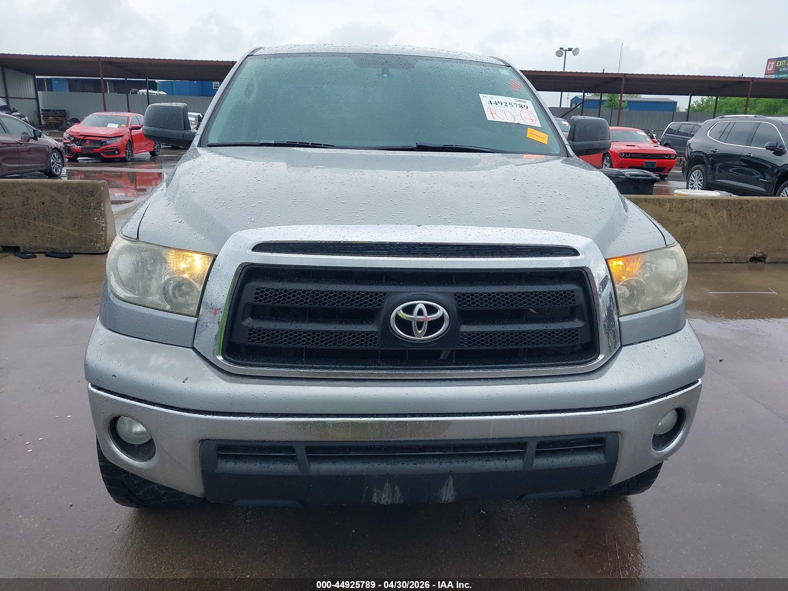 2011 Toyota Tundra Grade 4.6l V8 Silver vin: 5TFRM5F18BX021892