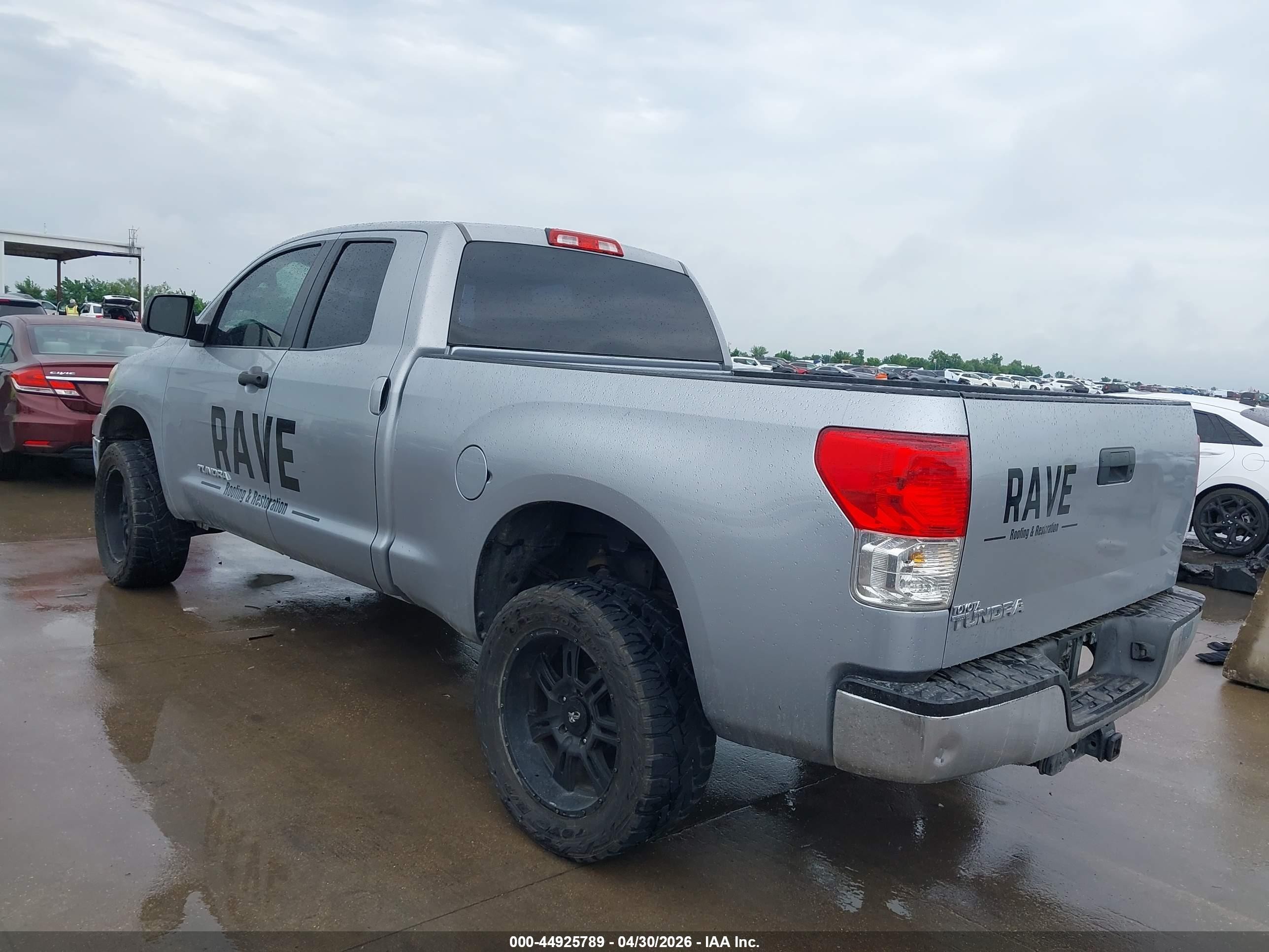 2011 Toyota Tundra Grade 4.6l V8 Silver vin: 5TFRM5F18BX021892