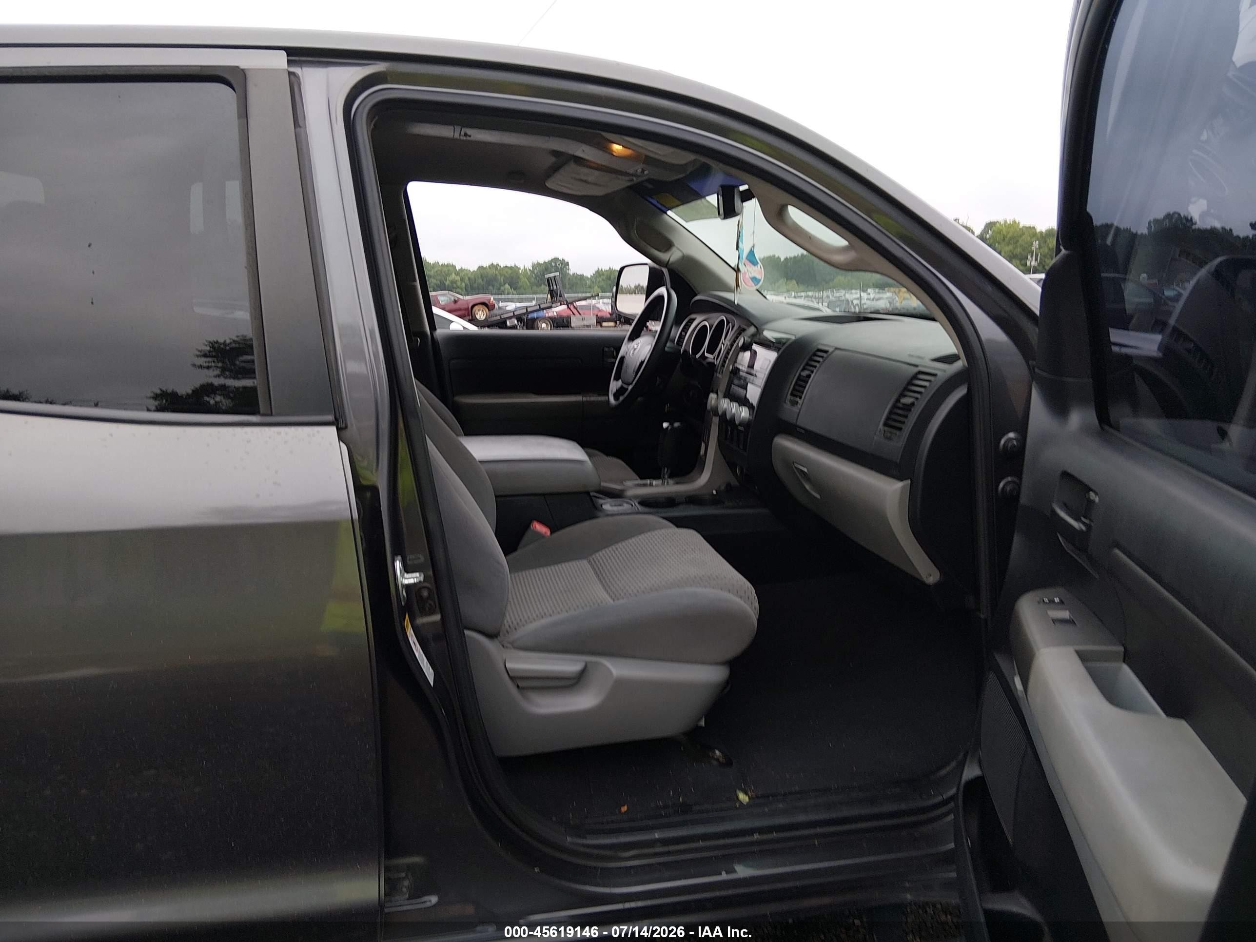 2012 Toyota Tundra Grade 4.6l V8 Gray vin: 5TFRM5F18CX042128