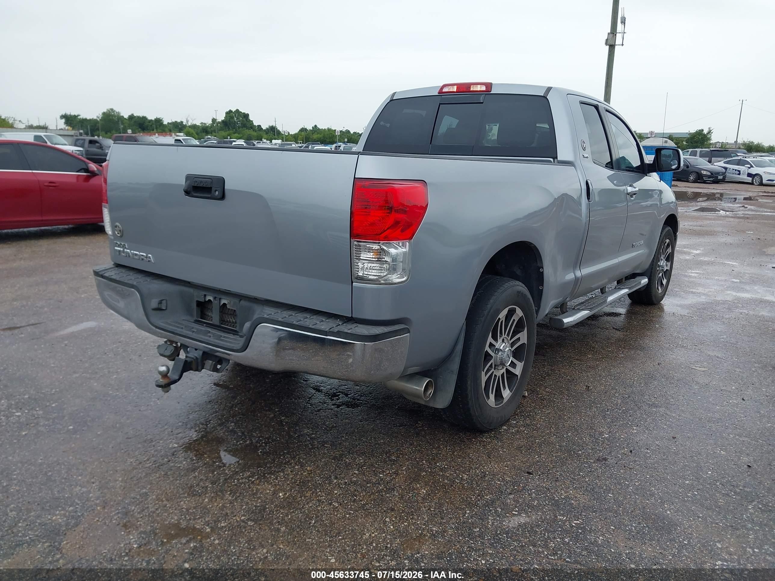 2013 Toyota Tundra Grade 4.6l V8 Silver vin: 5TFRM5F18DX057035