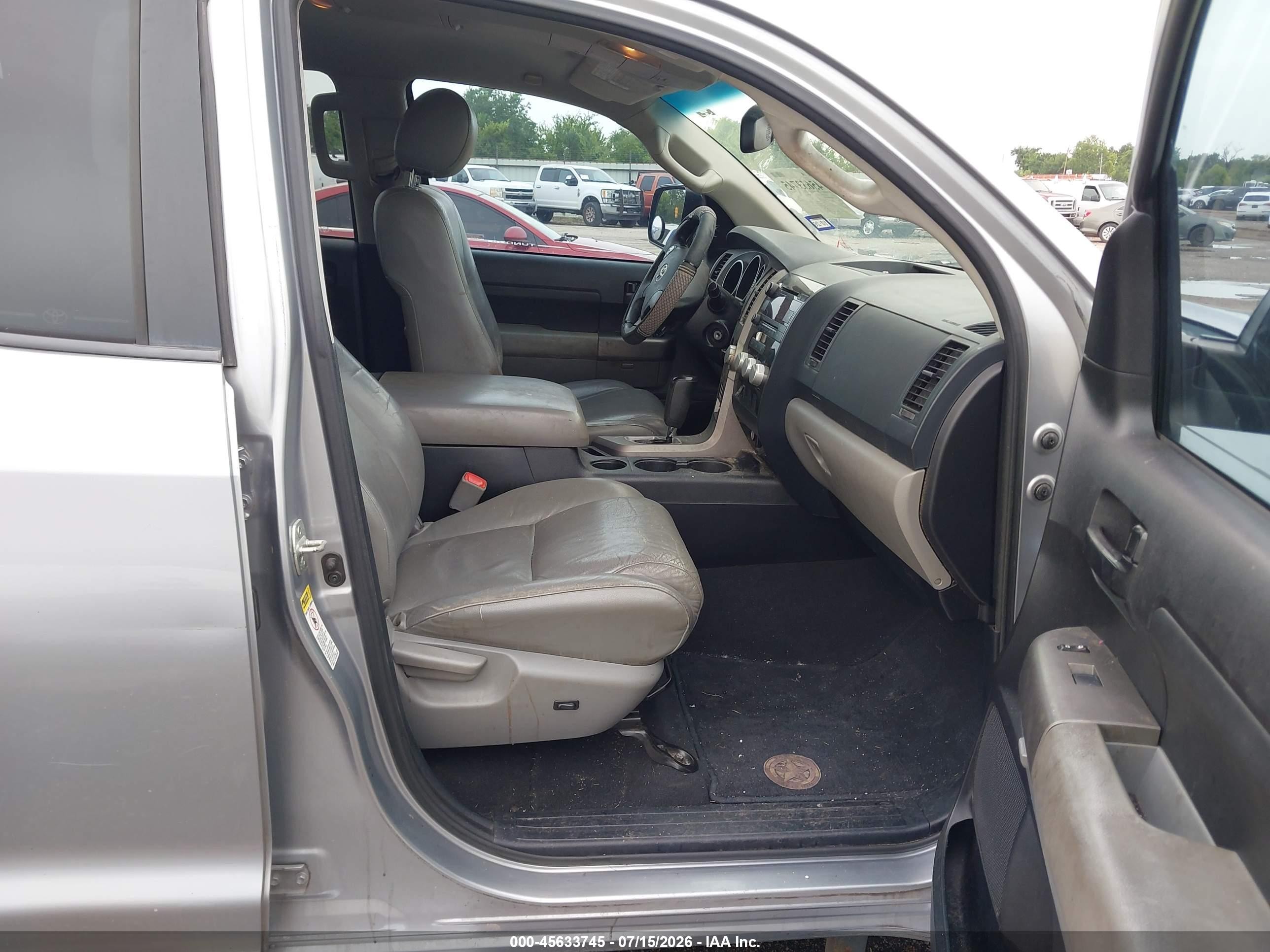 2013 Toyota Tundra Grade 4.6l V8 Silver vin: 5TFRM5F18DX057035