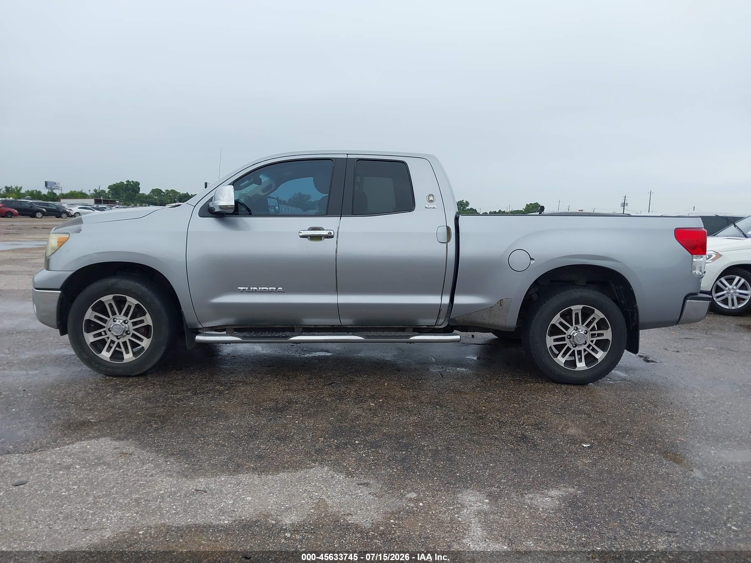 2013 Toyota Tundra Grade 4.6l V8 Silver vin: 5TFRM5F18DX057035