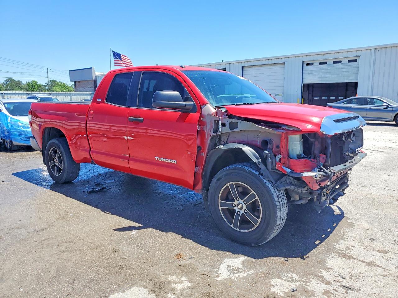 2014 Toyota Tundra Sr5 Red vin: 5TFRM5F18EX070577