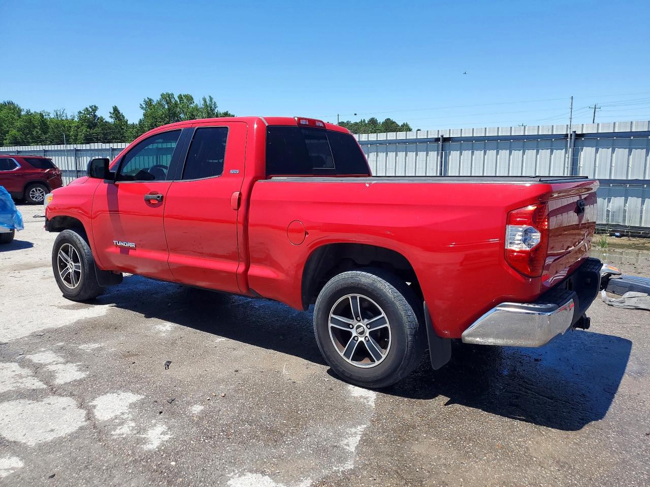 2014 Toyota Tundra Sr5 Red vin: 5TFRM5F18EX070577