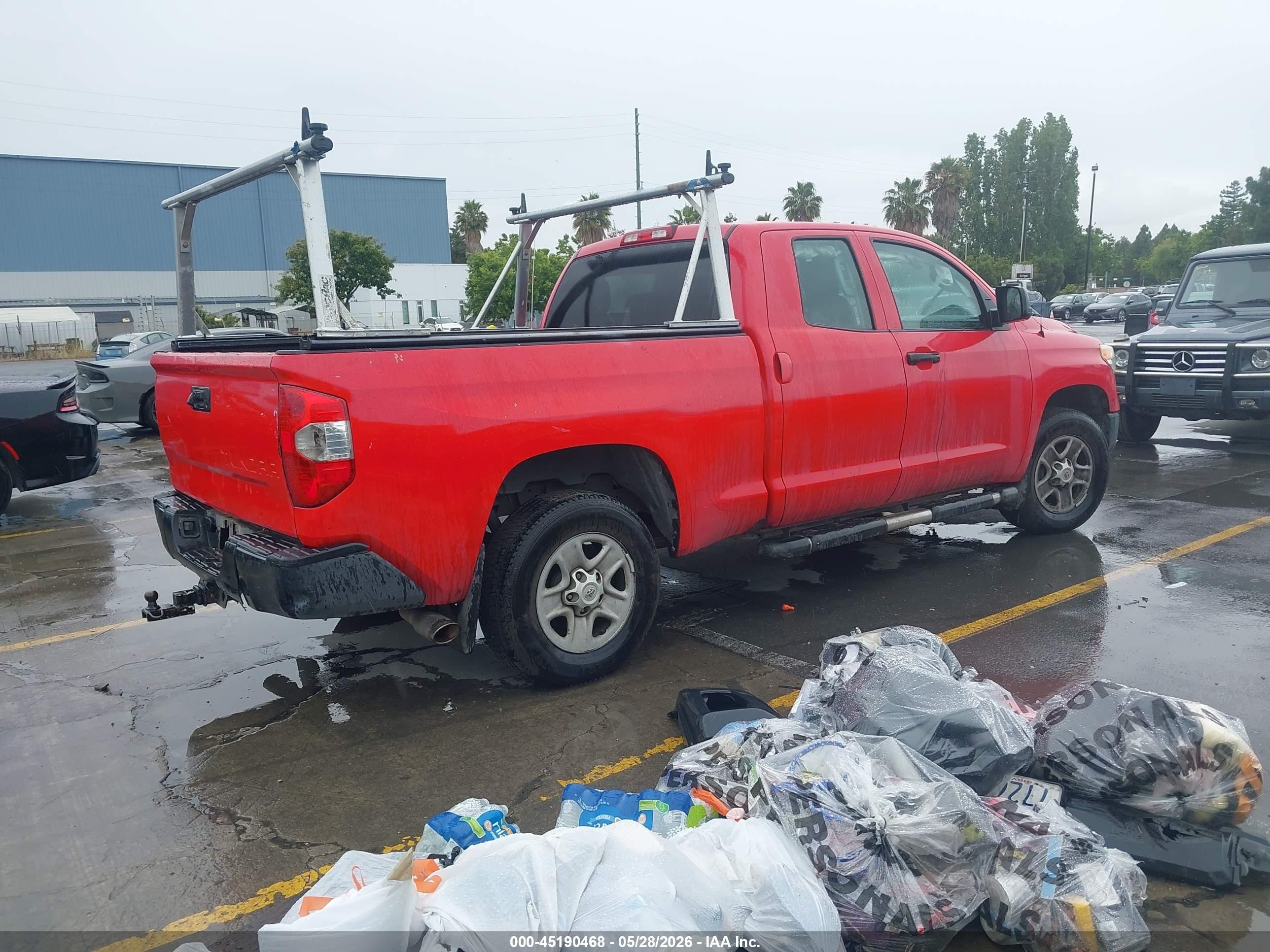 2014 Toyota Tundra Sr 4.6l V8 Red vin: 5TFRM5F18EX080512
