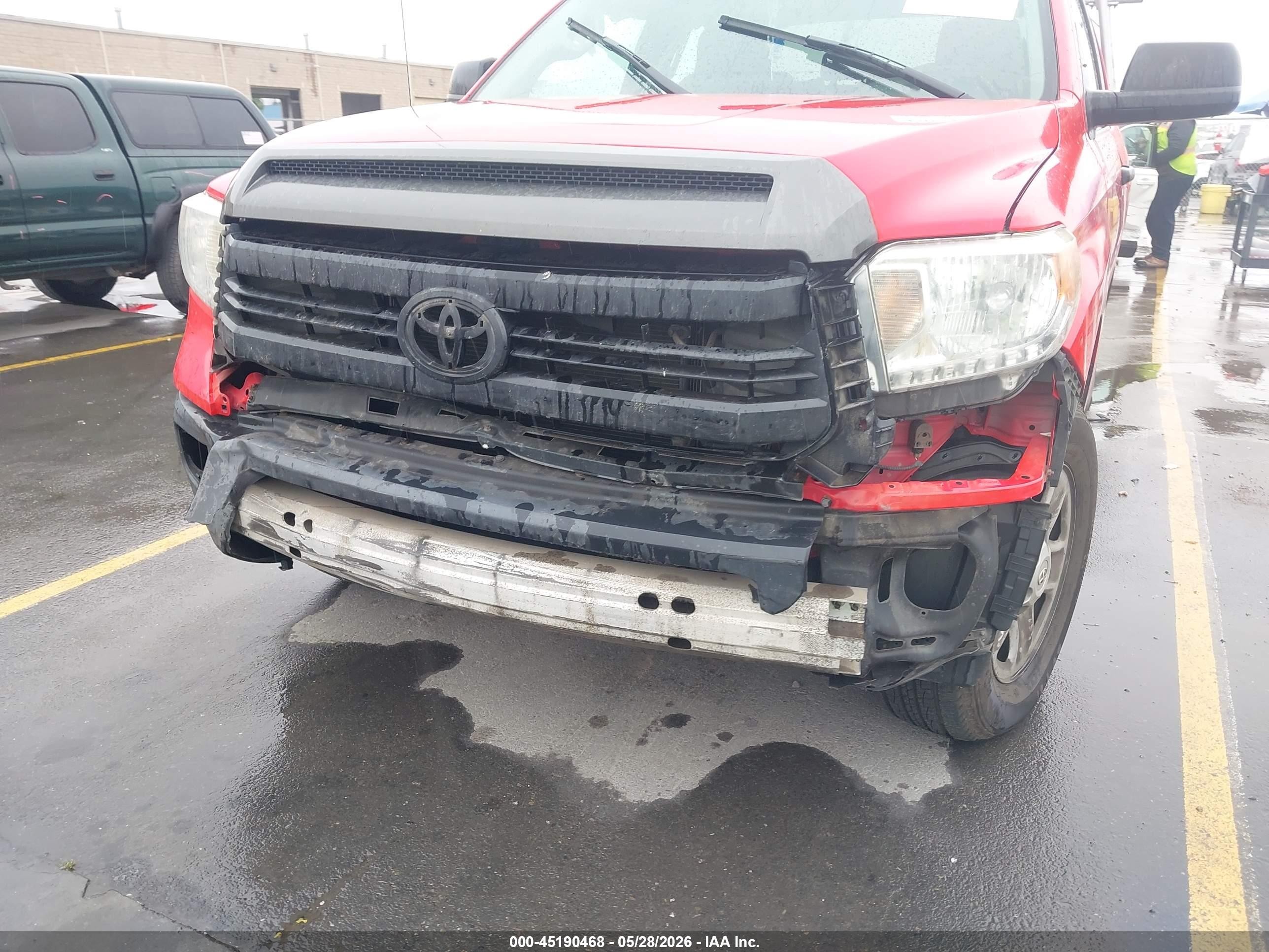 2014 Toyota Tundra Sr 4.6l V8 Red vin: 5TFRM5F18EX080512