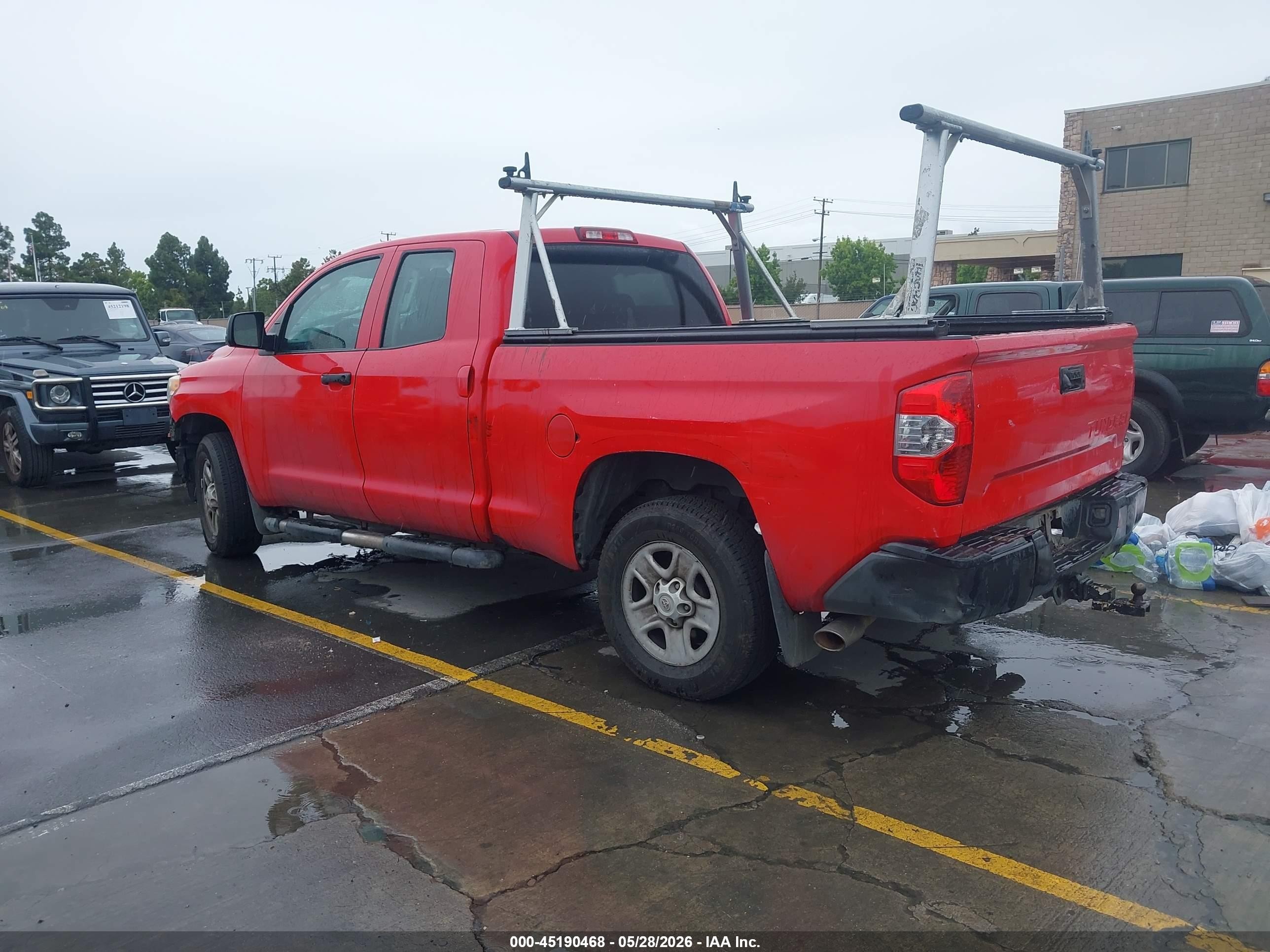 2014 Toyota Tundra Sr 4.6l V8 Red vin: 5TFRM5F18EX080512