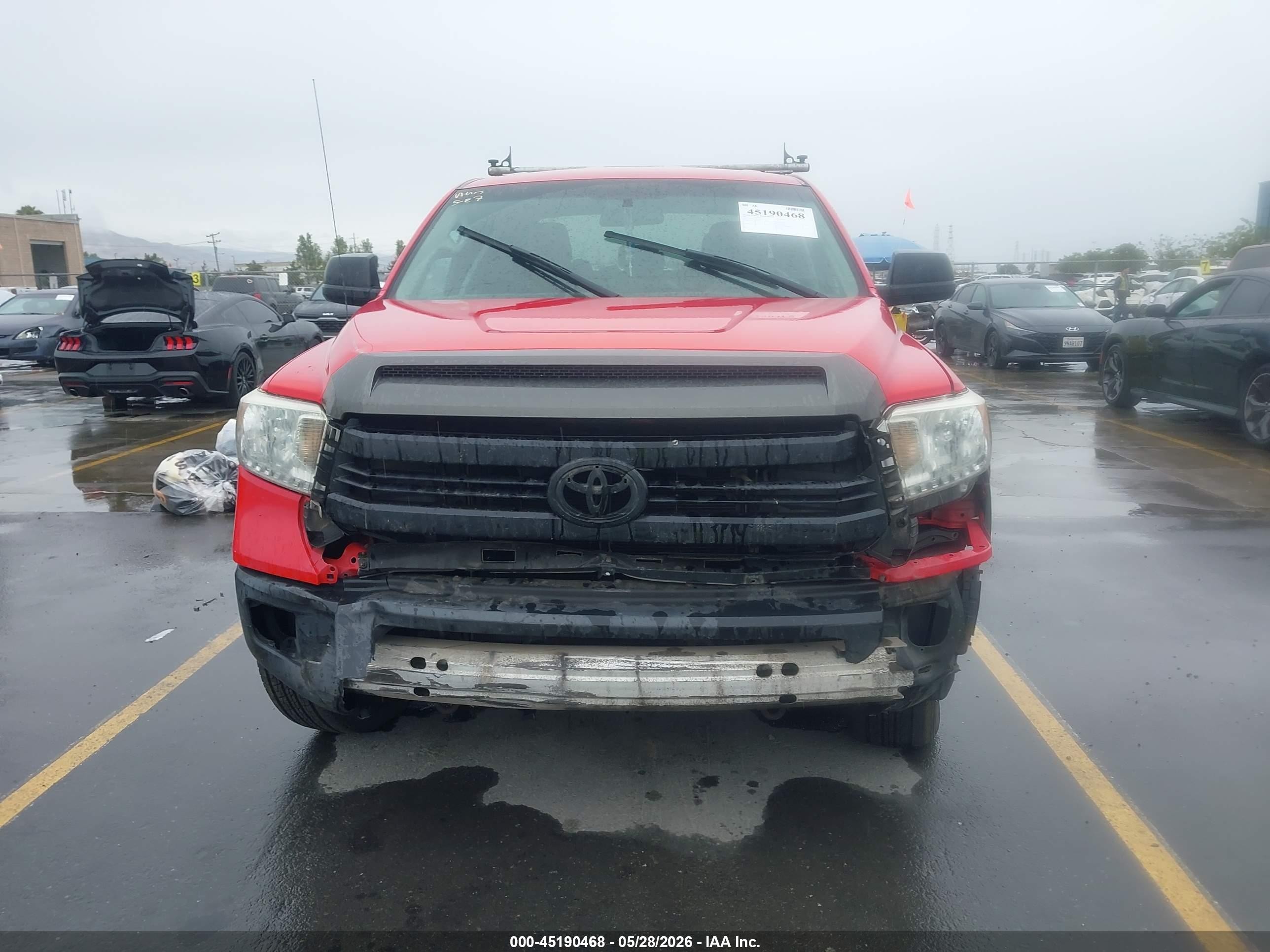 2014 Toyota Tundra Sr 4.6l V8 Red vin: 5TFRM5F18EX080512
