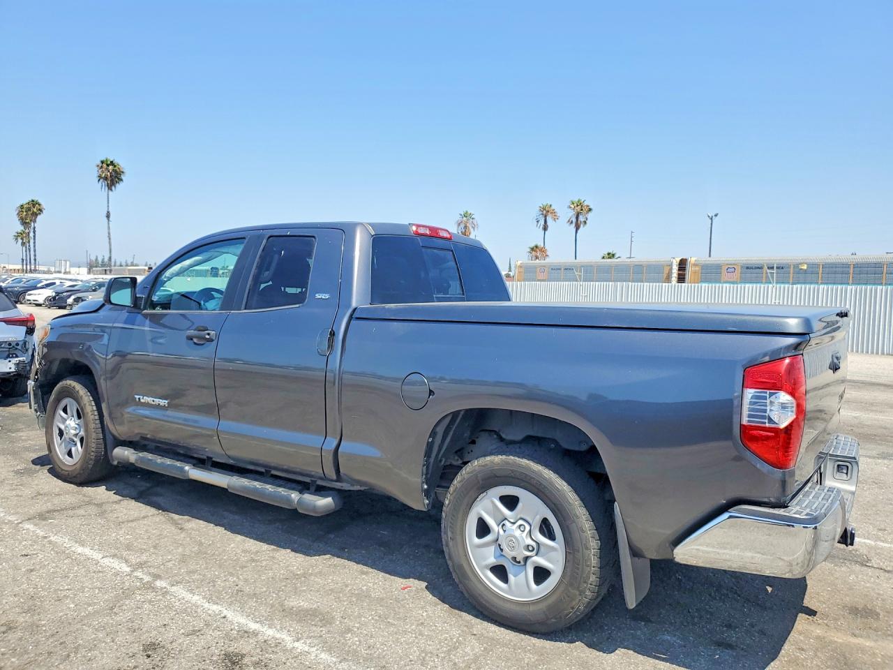 2019 Toyota Tundra Sr5 Gray vin: 5TFRM5F18KX134984