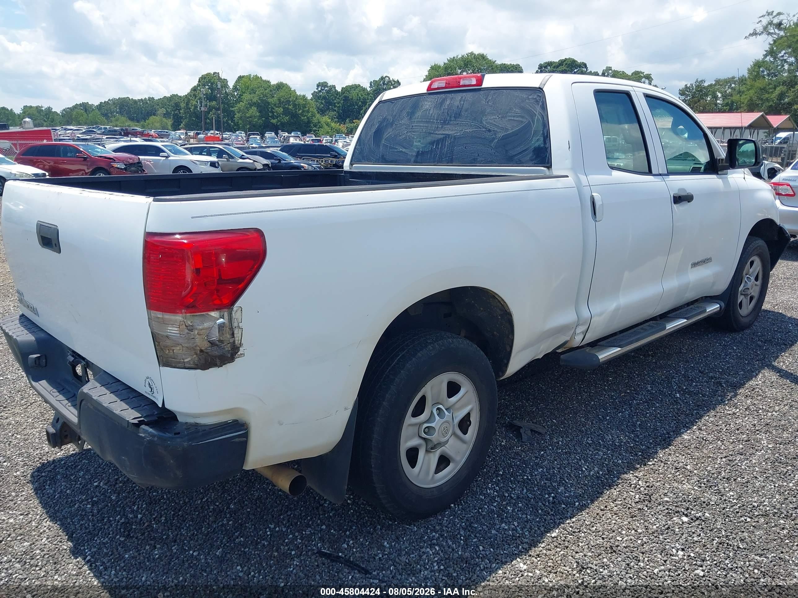 2010 Toyota Tundra Grade 4.6l V8 White vin: 5TFRM5F19AX010866