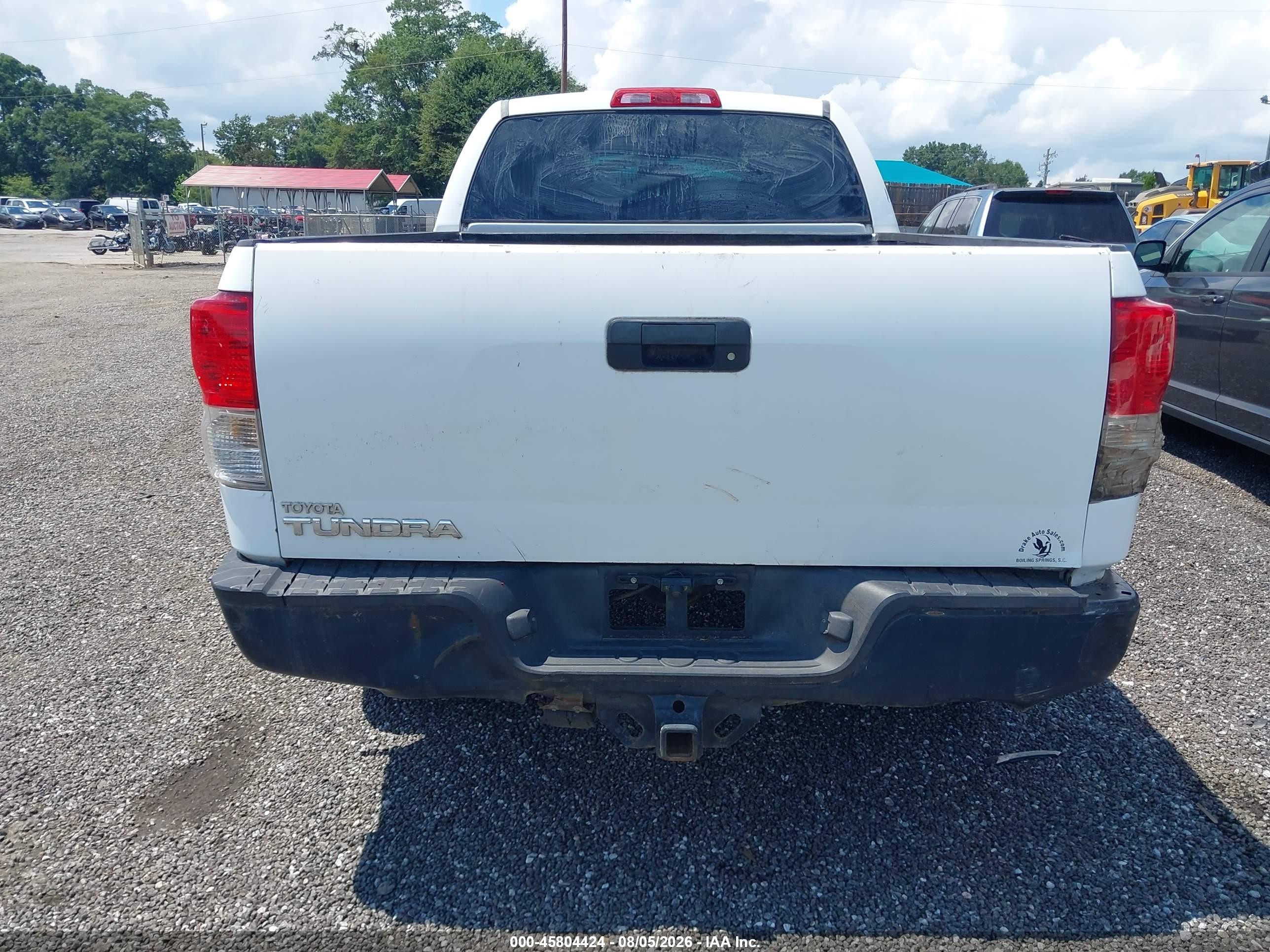 2010 Toyota Tundra Grade 4.6l V8 White vin: 5TFRM5F19AX010866