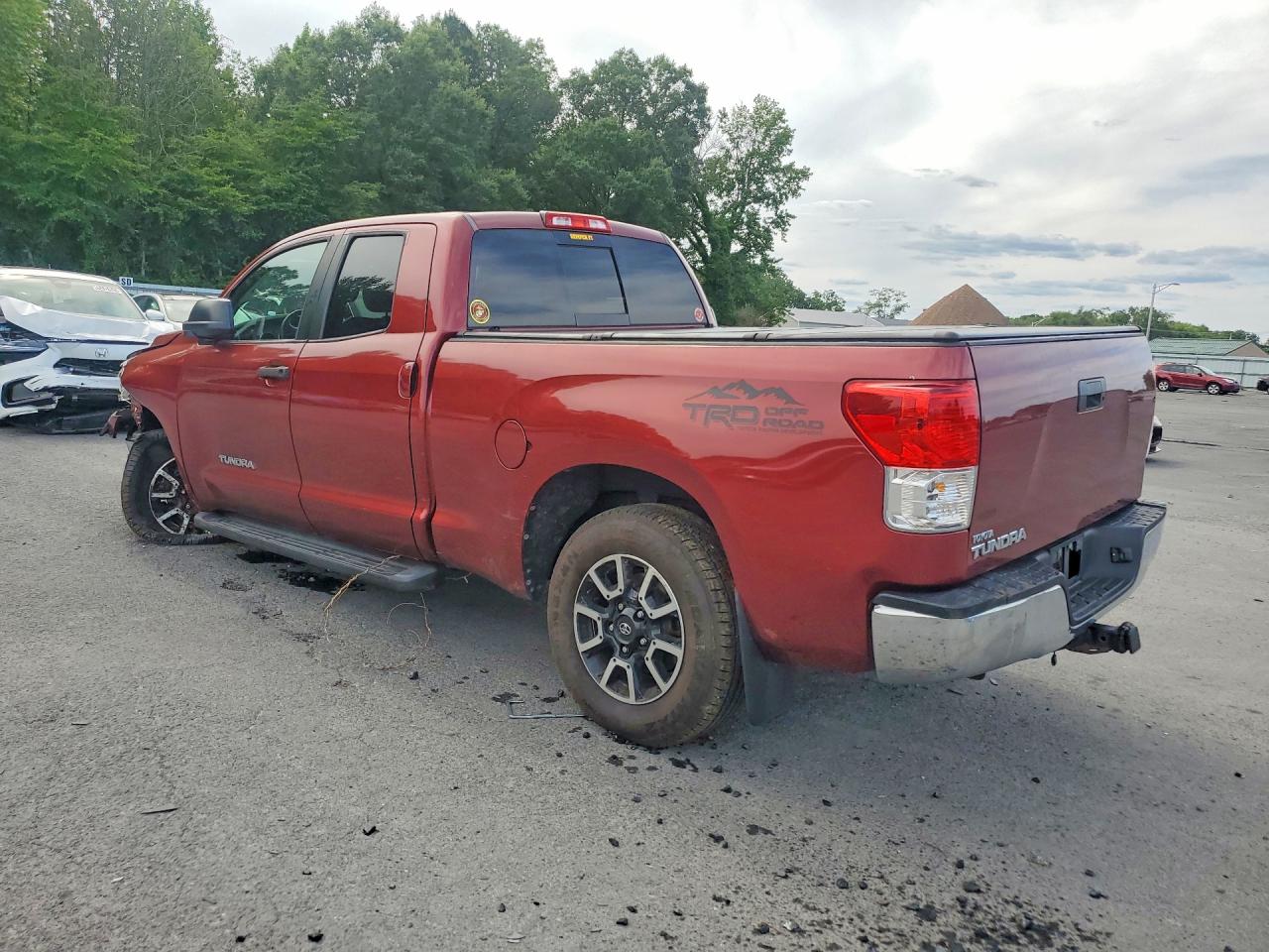 2010 Toyota Tundra Double Cab Sr5 Красный vin: 5TFRM5F19AX017297