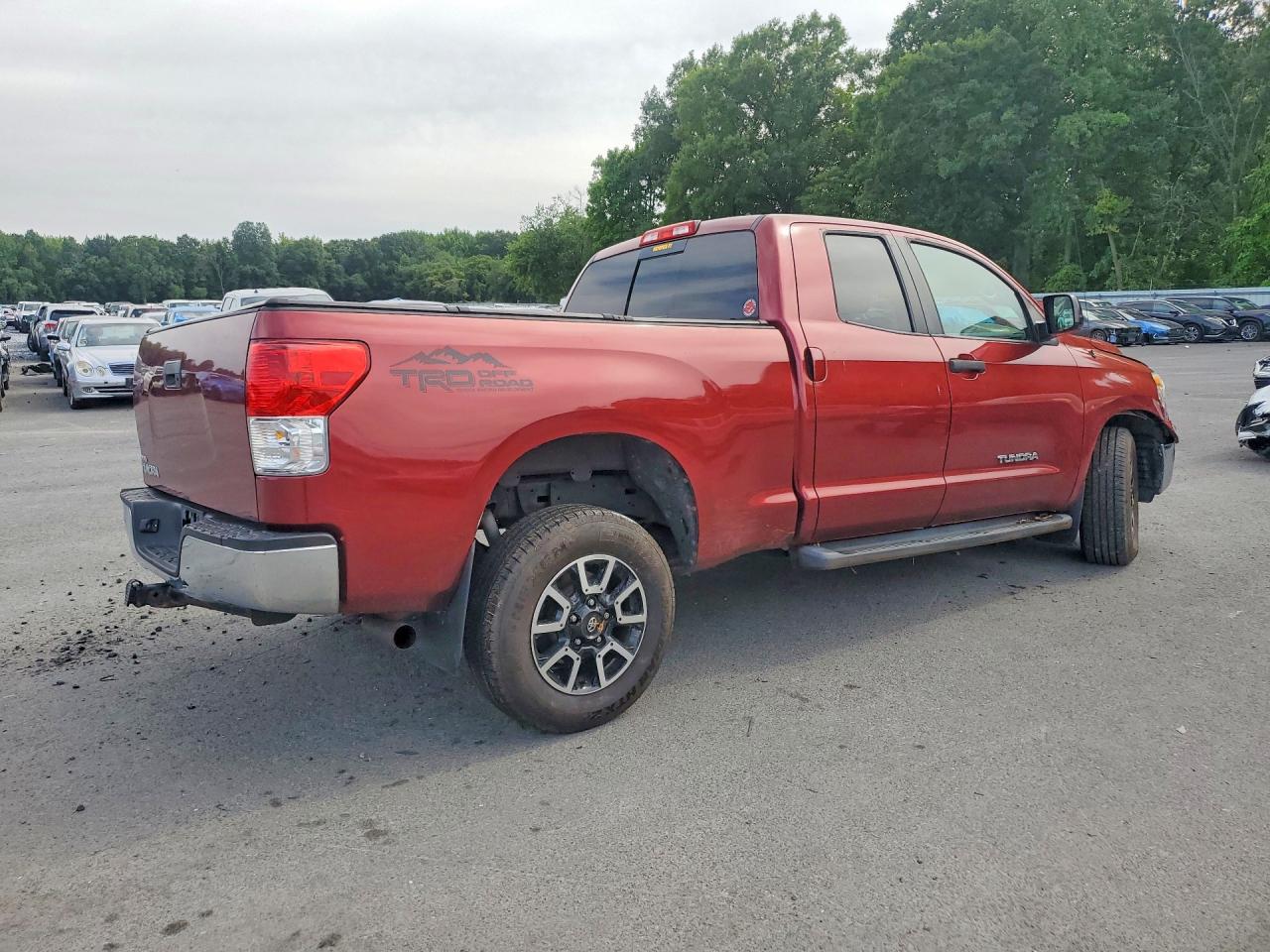 2010 Toyota Tundra Double Cab Sr5 Красный vin: 5TFRM5F19AX017297