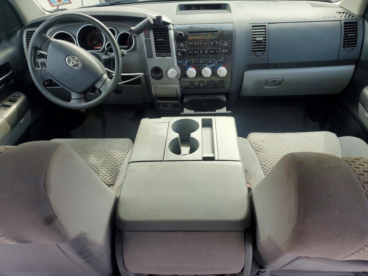 2010 Toyota Tundra Double Cab Sr5 Красный vin: 5TFRM5F19AX017297
