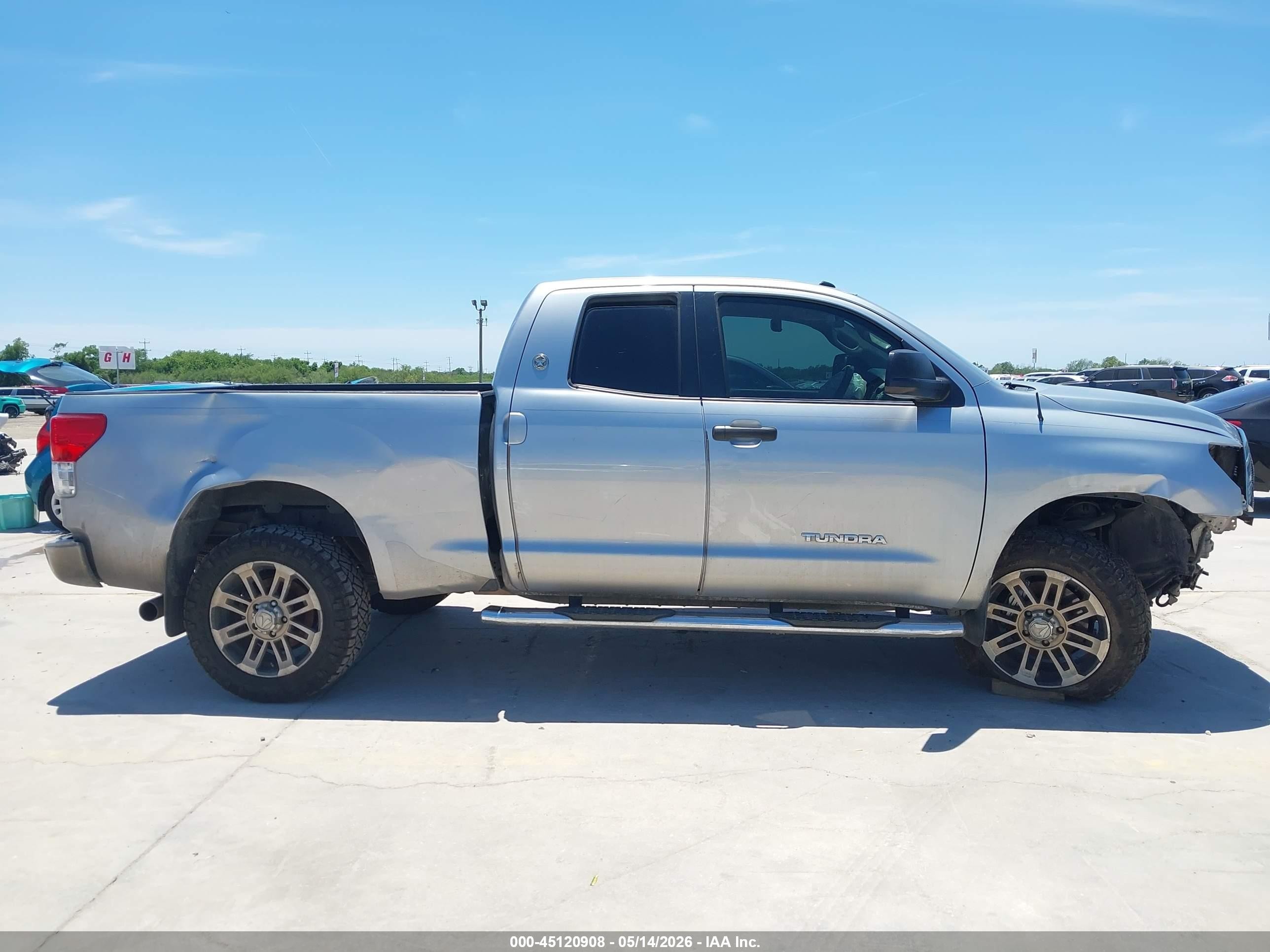 2013 Toyota Tundra Grade 4.6l V8 Silver vin: 5TFRM5F19DX063071