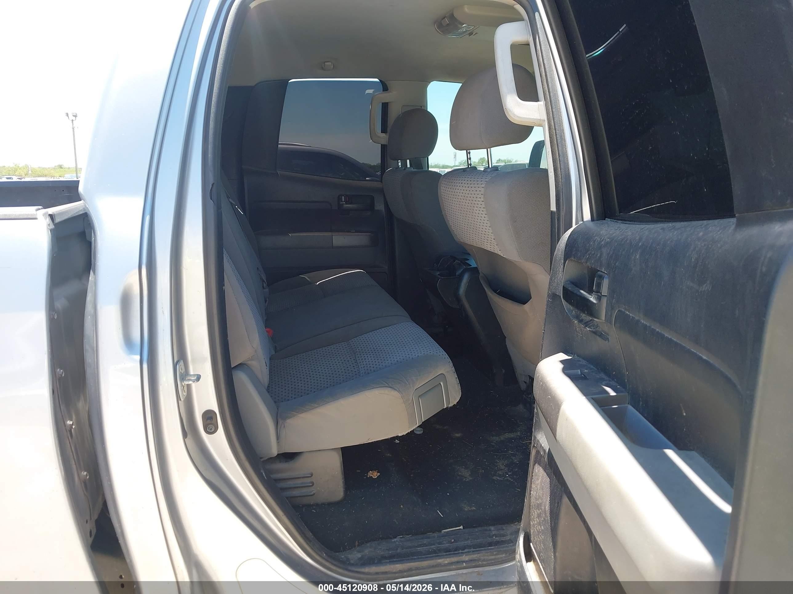 2013 Toyota Tundra Grade 4.6l V8 Silver vin: 5TFRM5F19DX063071