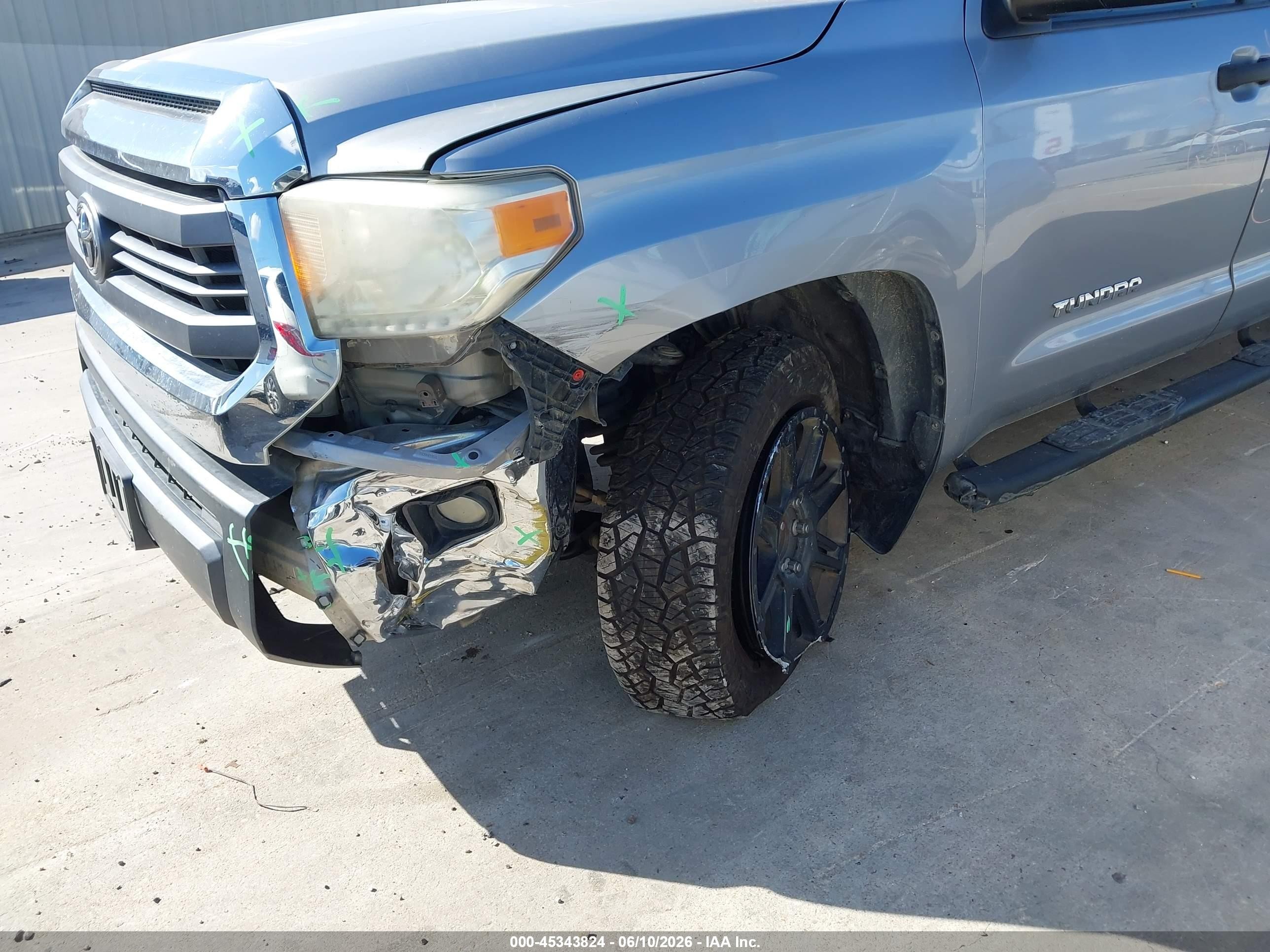 2015 Toyota Tundra Sr5 4.6l V8 Silver vin: 5TFRM5F19FX094551