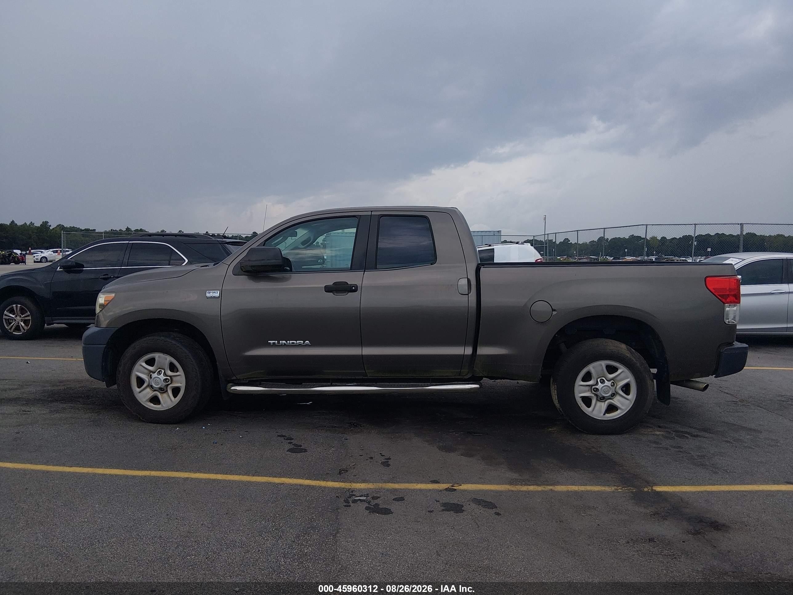 2010 Toyota Tundra Grade 4.6l V8 Brown vin: 5TFRM5F1XAX005630