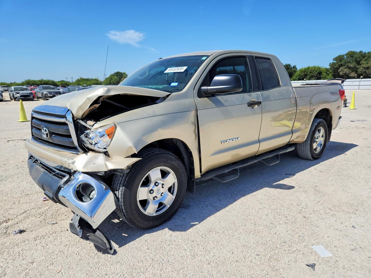 2010 Toyota Tundra Double Cab Sr5 Gold vin: 5TFRM5F1XAX017633